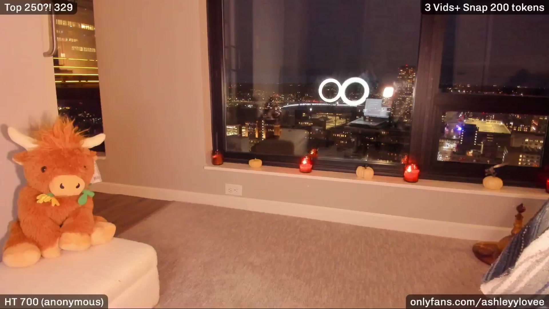 Gallery image thumbnail from AshleyyLovee's myfreecams stream on, 11/08/2025, 24:08 image 16 of 20