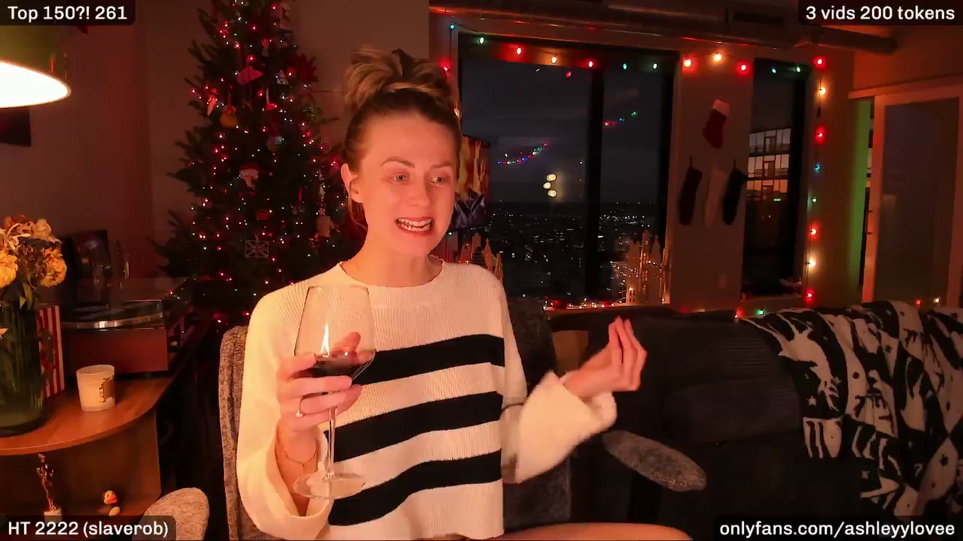 Gallery image thumbnail from AshleyyLovee's myfreecams stream on, 12/14/2025, 23:50 image 14 of 20