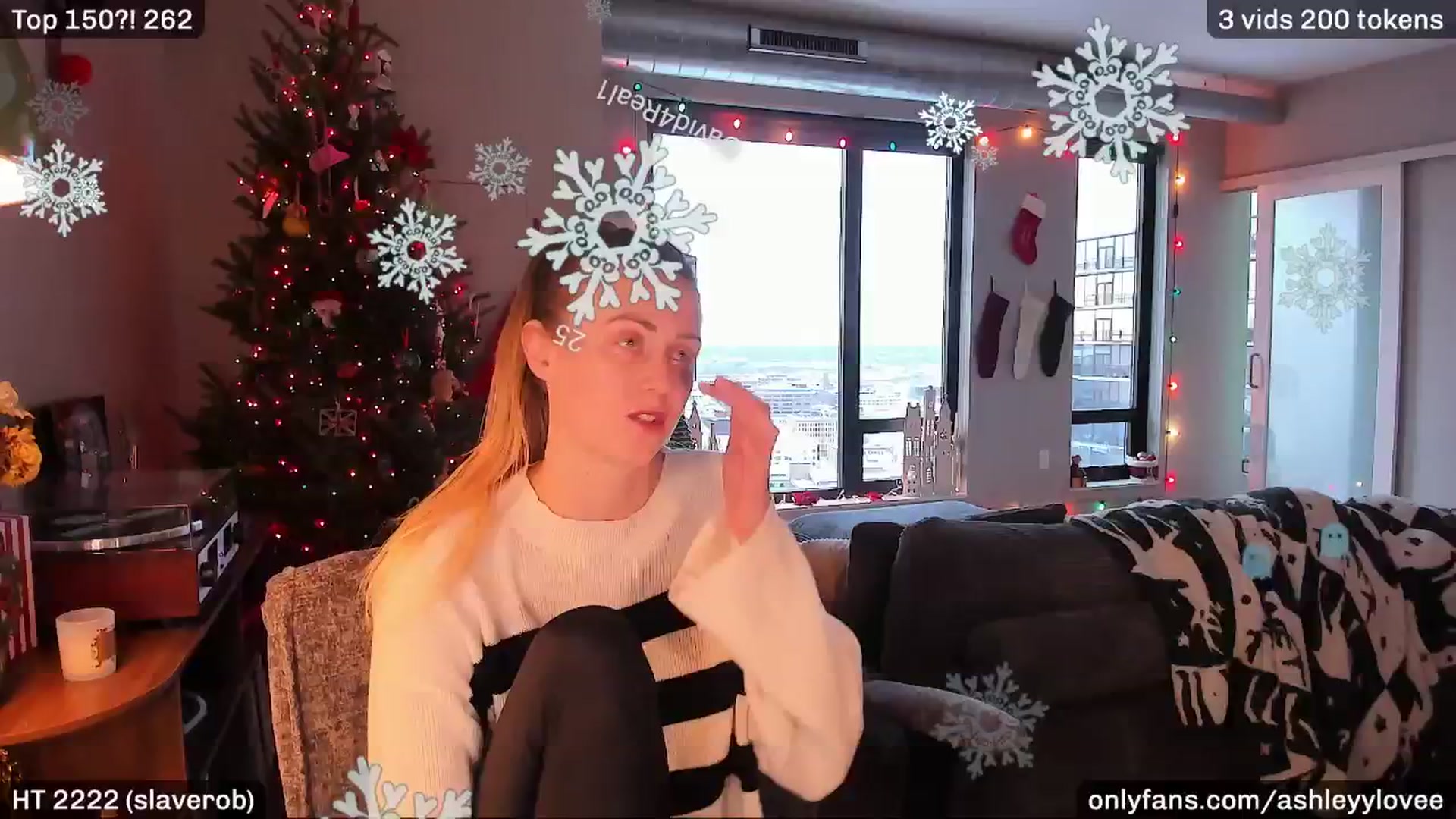 Gallery image thumbnail from AshleyyLovee's myfreecams stream on, 12/14/2025, 23:50 image 2 of 20
