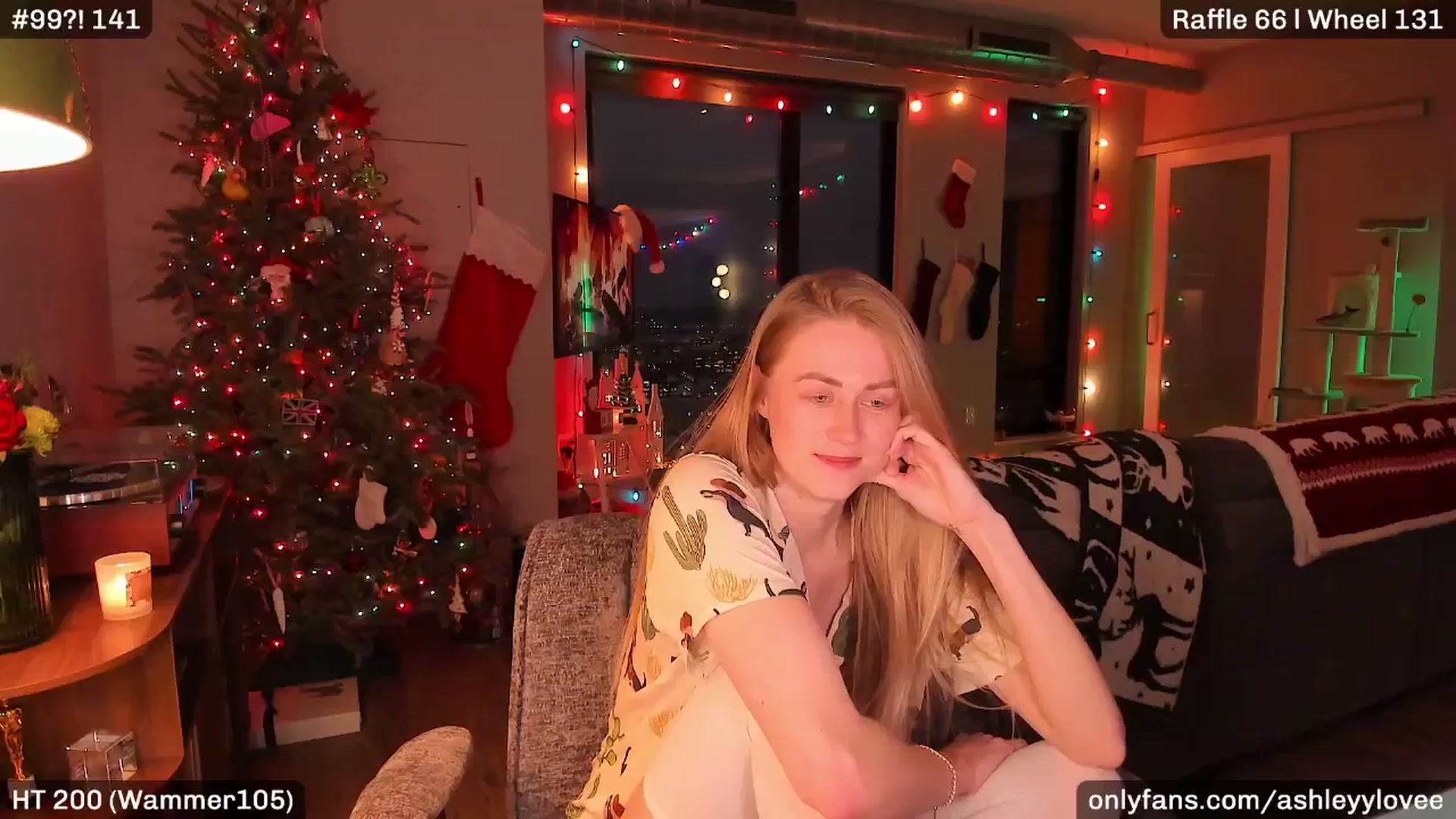 Gallery image thumbnail from AshleyyLovee's myfreecams stream on, 12/31/2025, 24:36 image 9 of 20