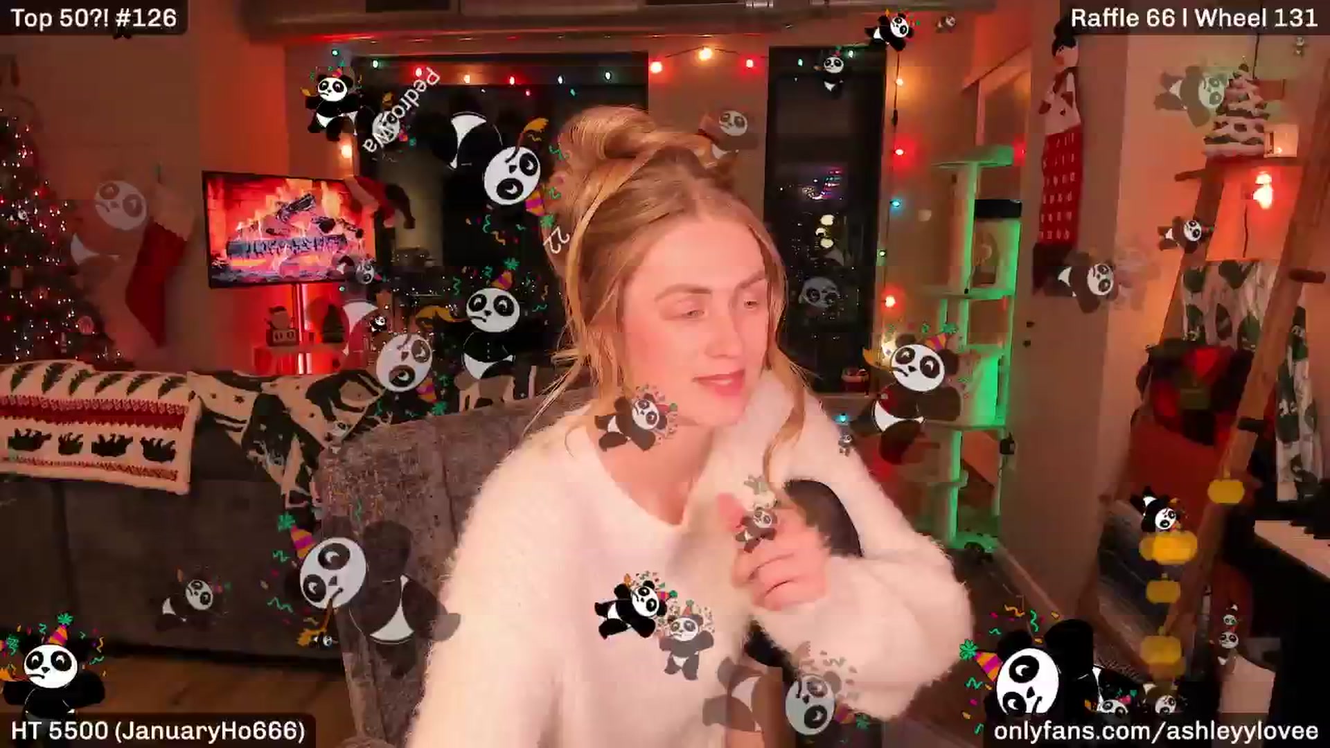 Gallery image thumbnail from AshleyyLovee's myfreecams stream on, 01/03/2026, 24:40 image 5 of 20