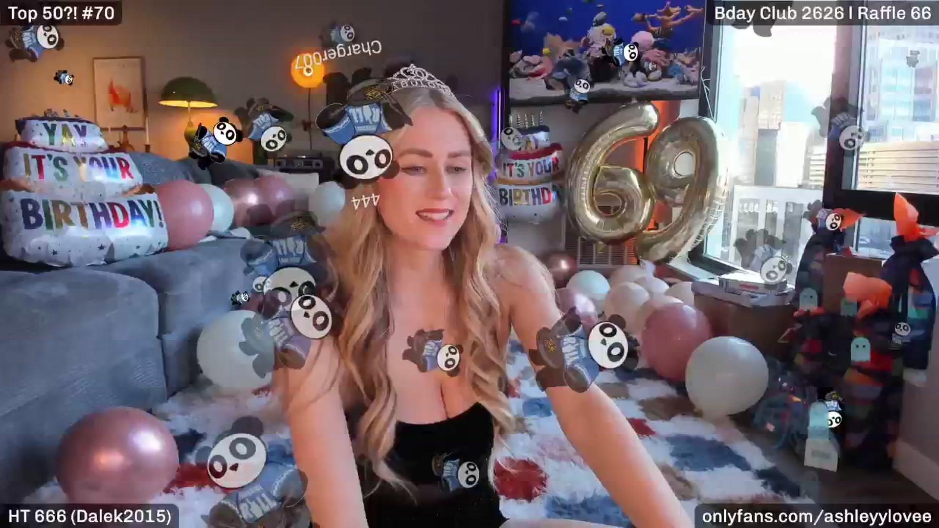 Gallery image thumbnail from AshleyyLovee's myfreecams stream on, 02/01/2026, 24:03 image 6 of 20