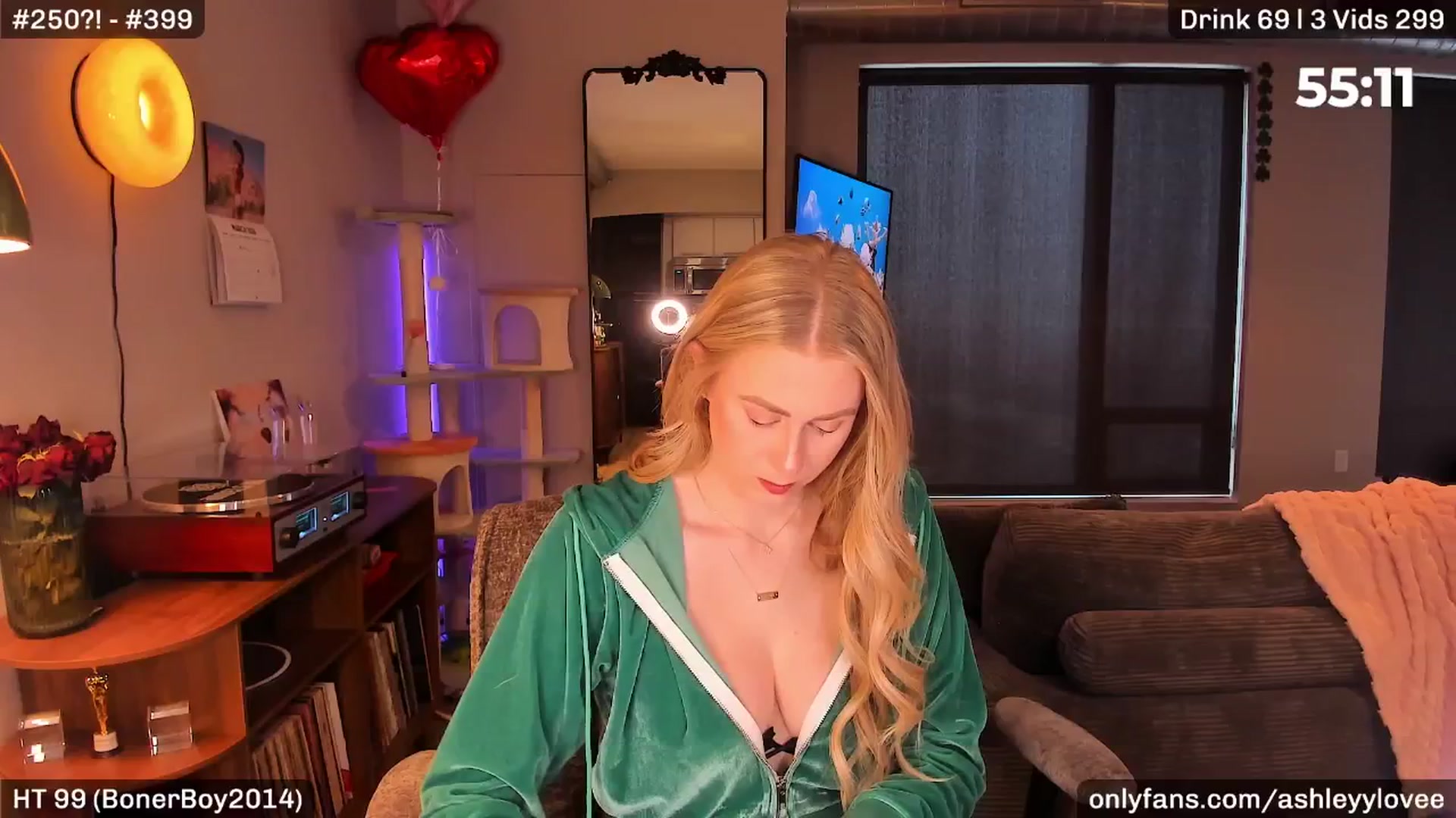 Gallery image thumbnail from AshleyyLovee's myfreecams stream on, 03/06/2026, 22:15 image 18 of 20