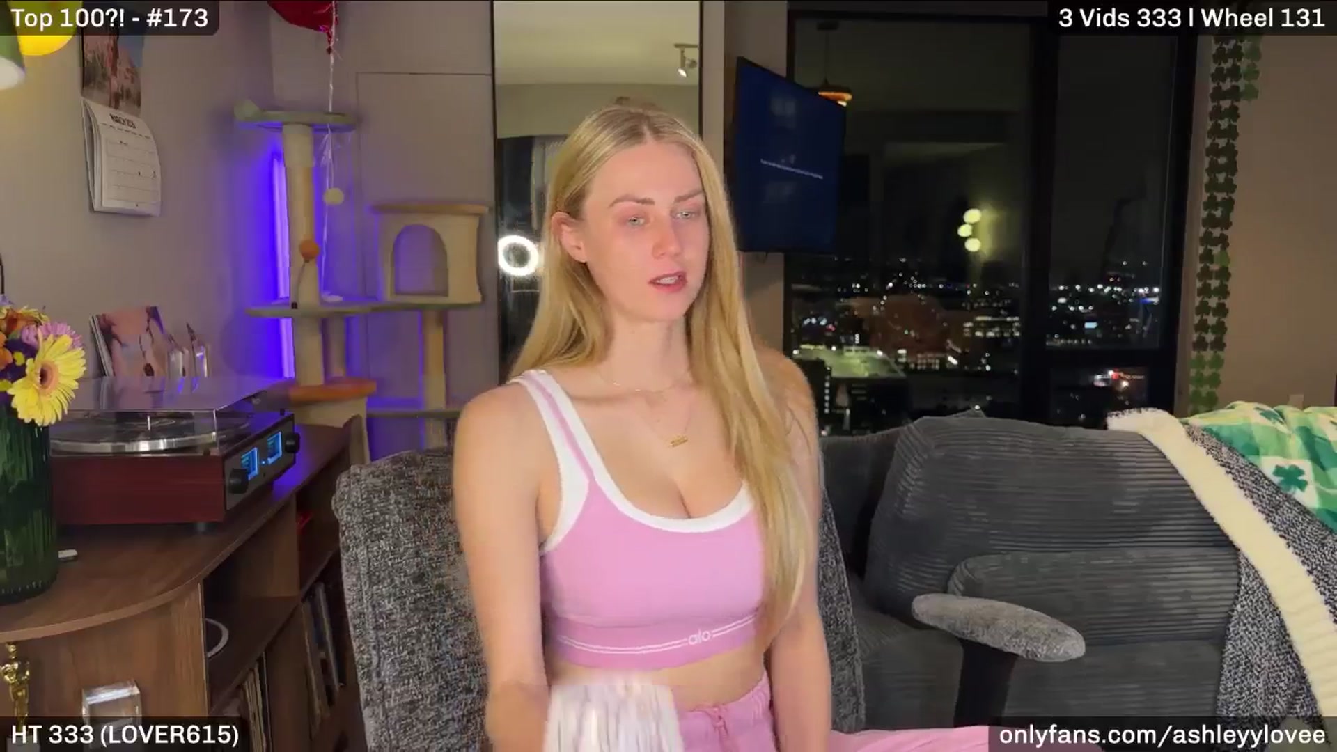 Gallery image thumbnail from AshleyyLovee's myfreecams stream on, 03/25/2026, 01:36 image 19 of 20