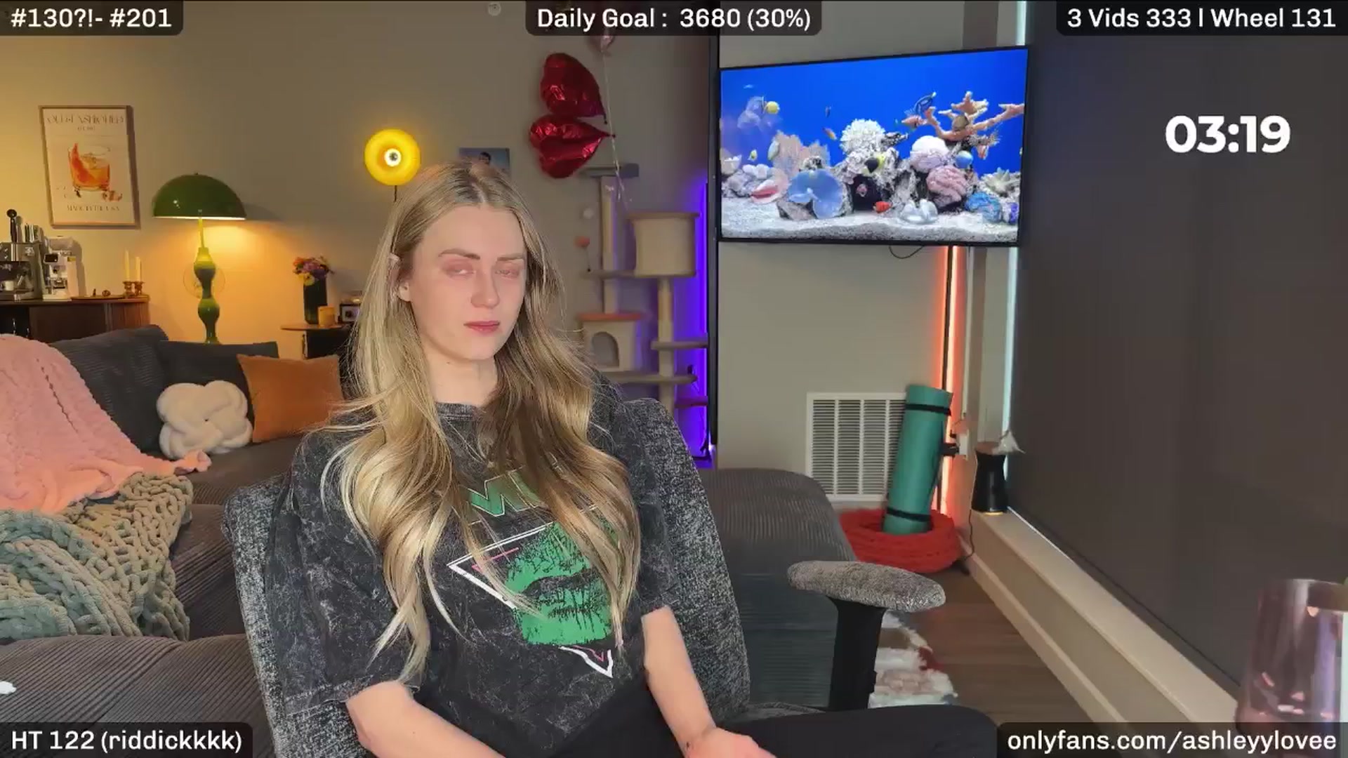 Gallery image thumbnail from AshleyyLovee's myfreecams stream on, 03/31/2026, 23:04 image 19 of 20