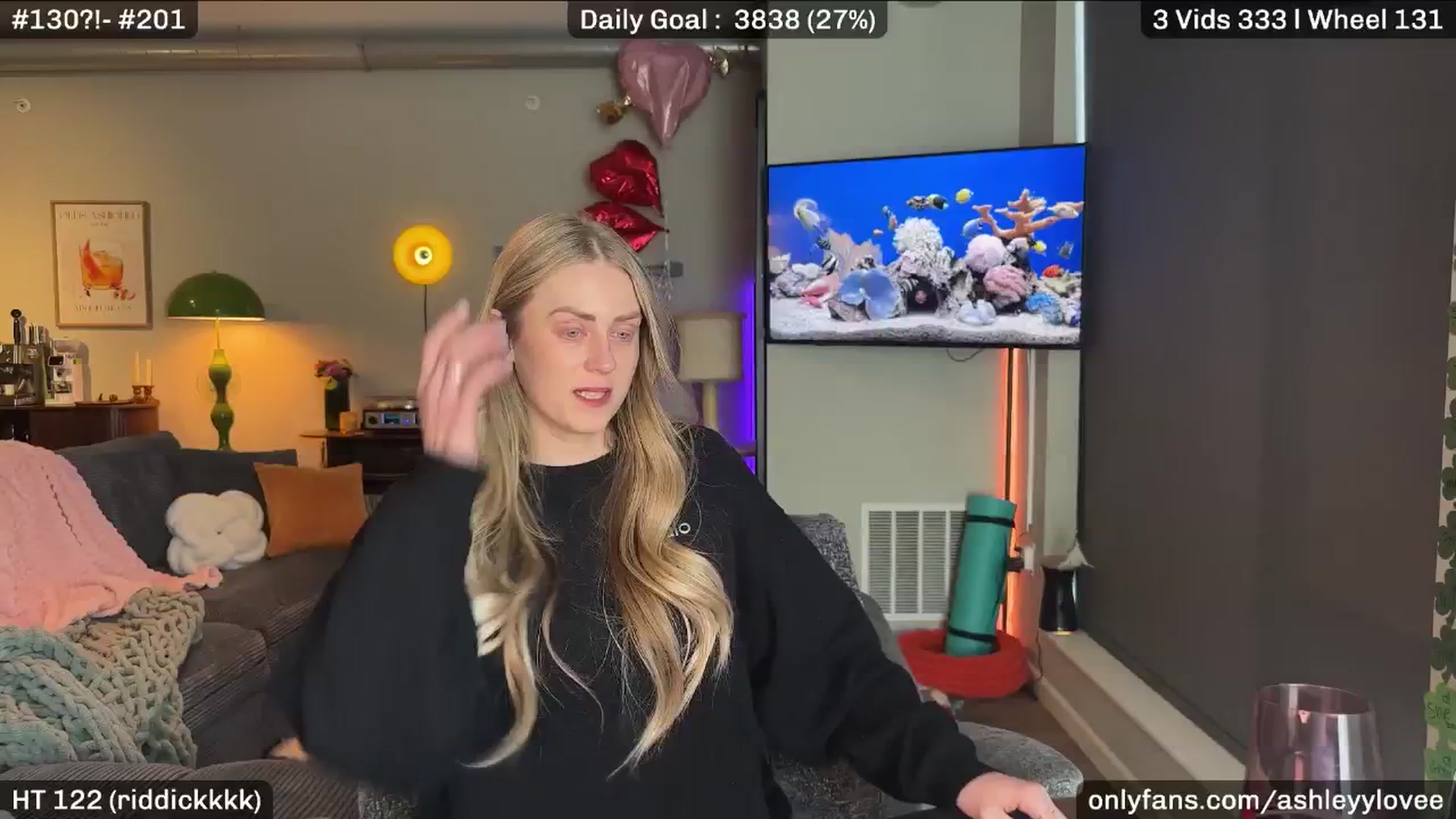 Gallery image thumbnail from AshleyyLovee's myfreecams stream on, 03/31/2026, 23:04 image 2 of 20