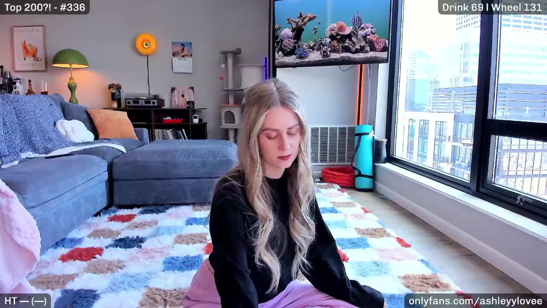Gallery image thumbnail from AshleyyLovee's myfreecams stream on, 04/18/2026, 22:14 image 1 of 20