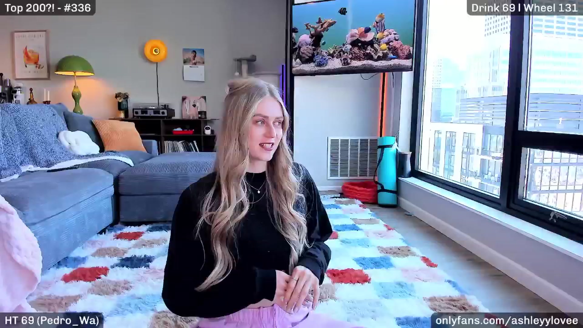 Gallery image thumbnail from AshleyyLovee's myfreecams stream on, 04/18/2026, 22:14 image 2 of 20