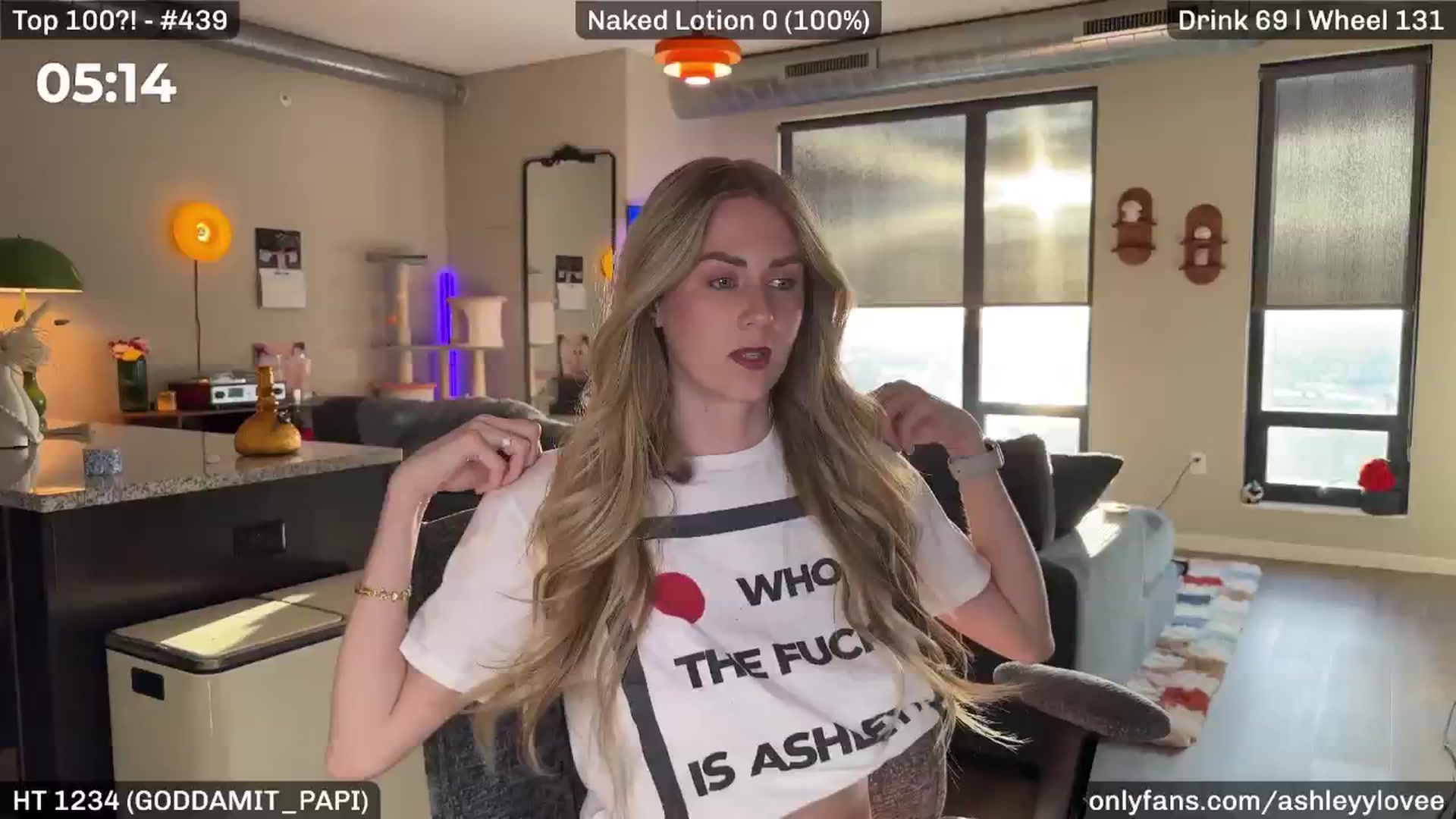 Gallery image thumbnail from AshleyyLovee's myfreecams stream on, 05/02/2026, 01:01 image 15 of 20