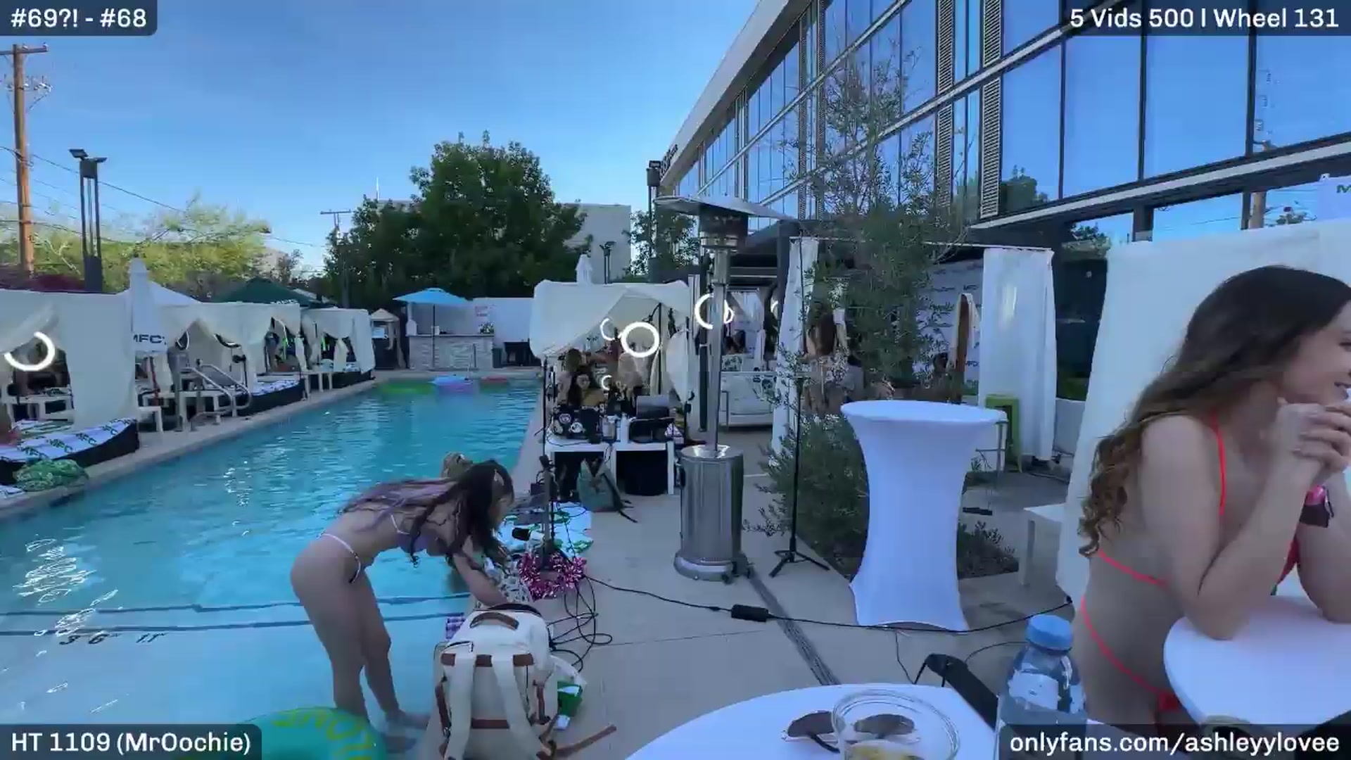 Gallery image thumbnail from AshleyyLovee's myfreecams stream on, 05/21/2026, 03:15 image 1 of 20
