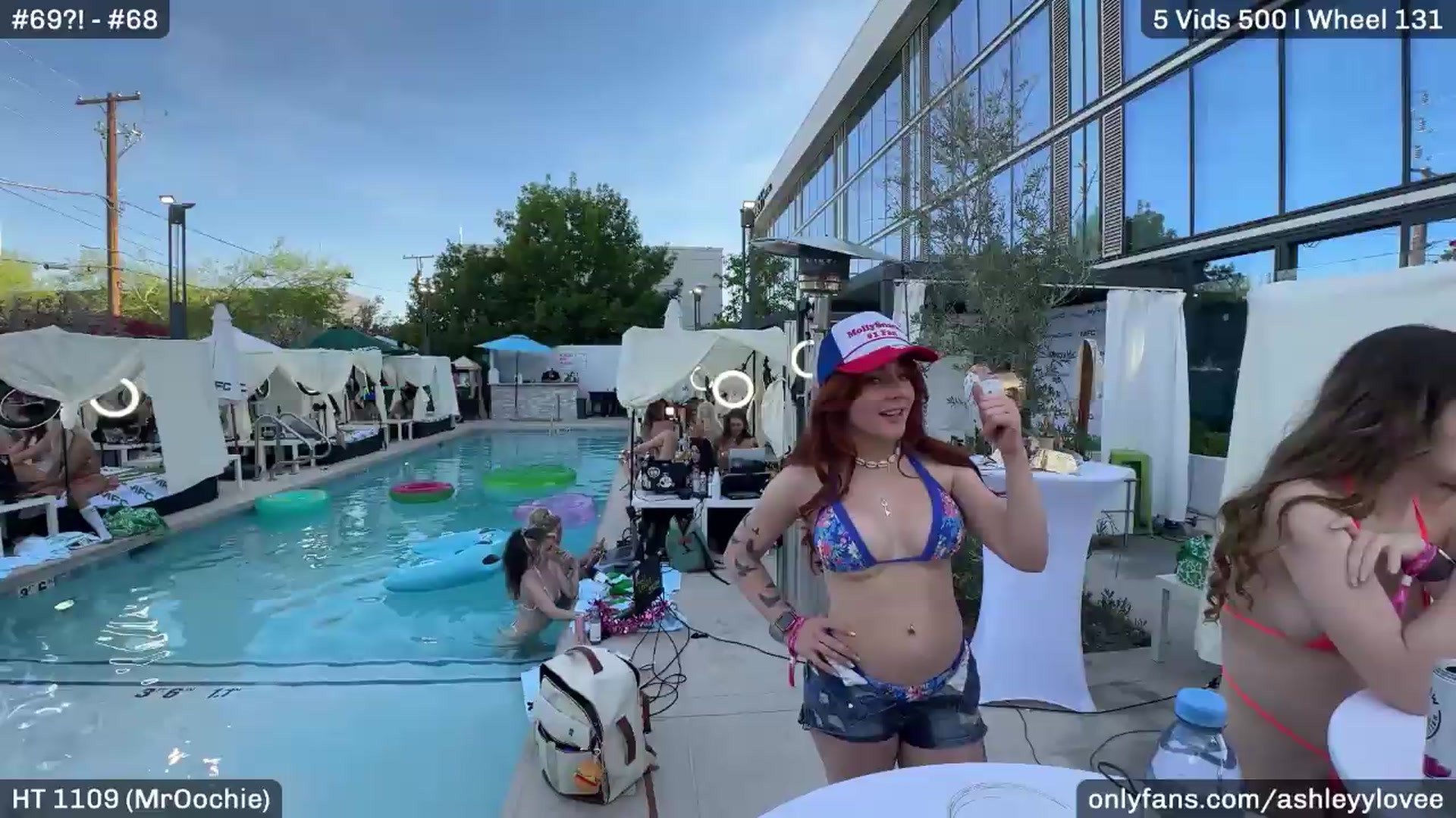 Gallery image thumbnail from AshleyyLovee's myfreecams stream on, 05/21/2026, 03:15 image 3 of 20