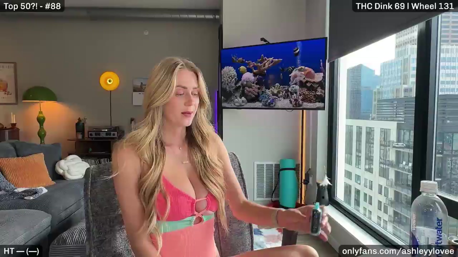 Gallery image thumbnail from AshleyyLovee's myfreecams stream on, 05/29/2026, 23:18 image 8 of 20