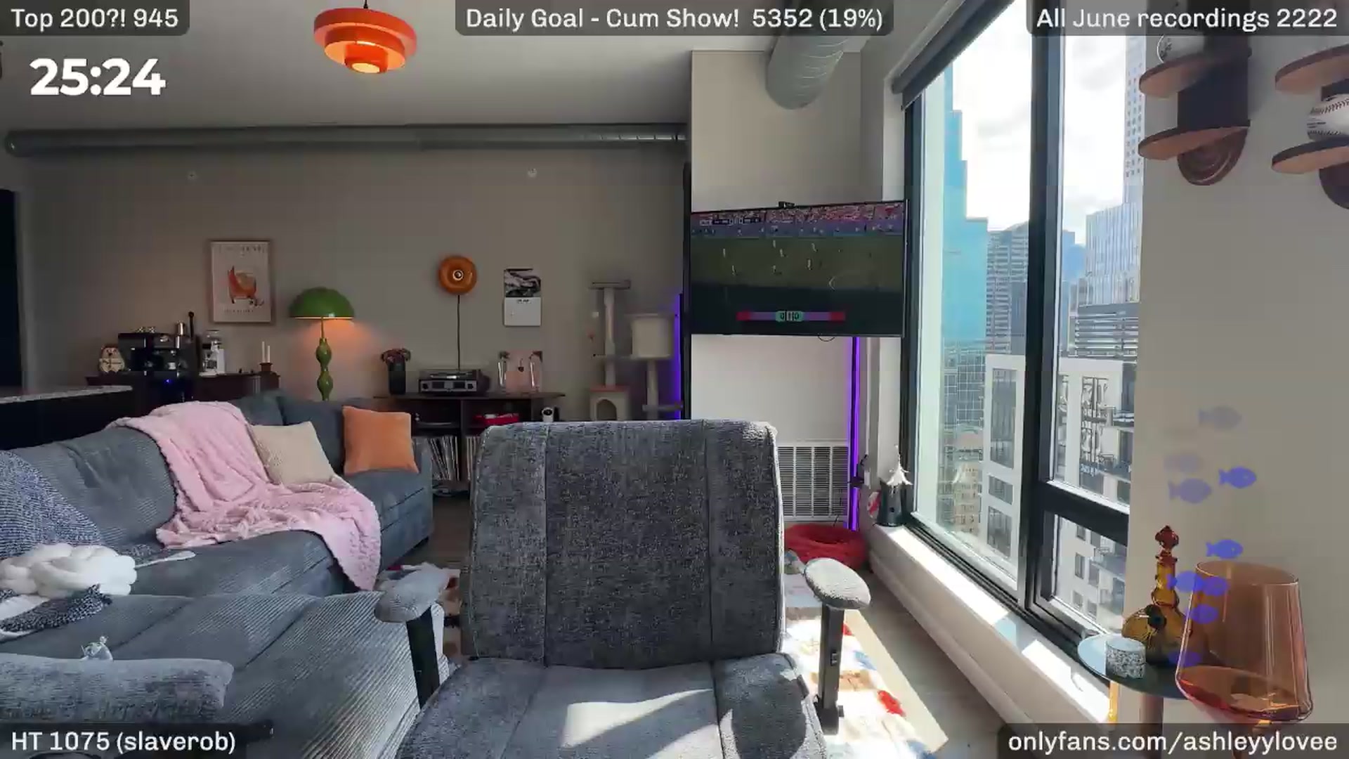 Gallery image thumbnail from AshleyyLovee's myfreecams stream on, 07/04/2026, 22:05 image 16 of 20
