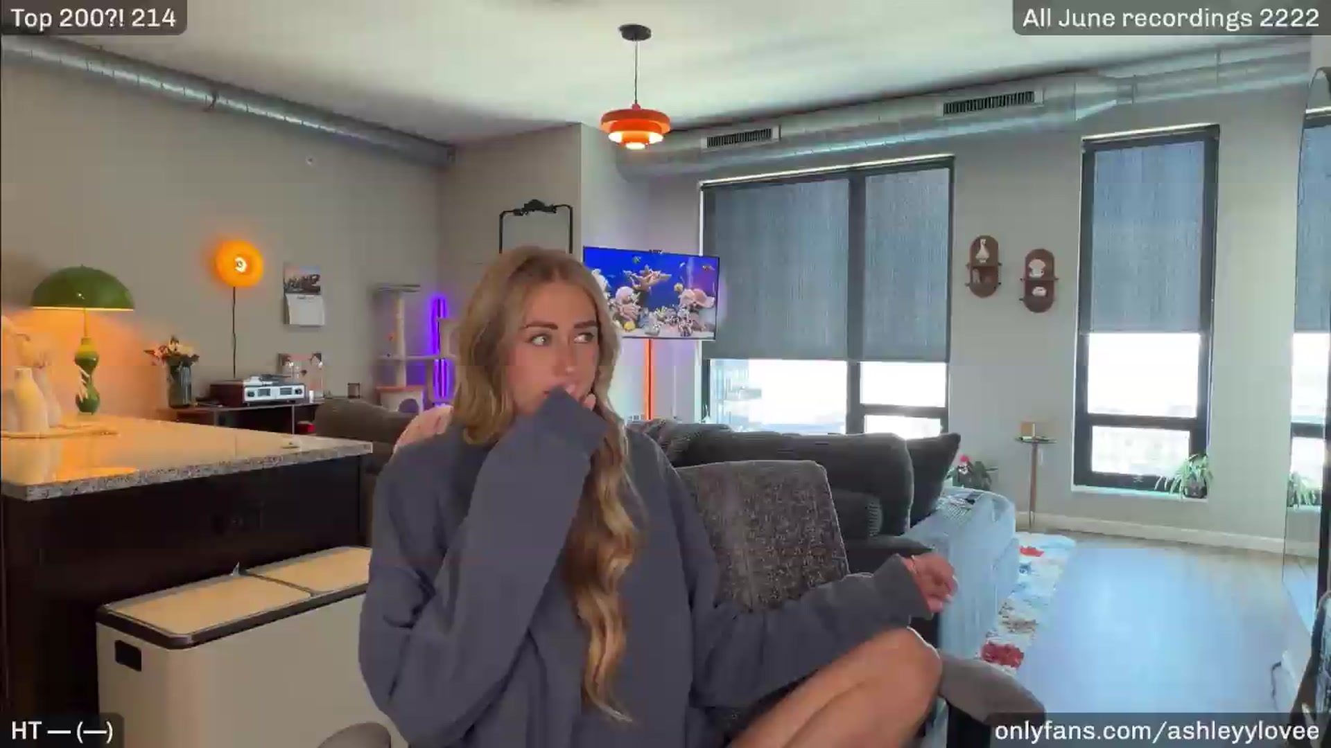 Gallery image thumbnail from AshleyyLovee's myfreecams stream on, 07/18/2026, 21:00 image 1 of 20