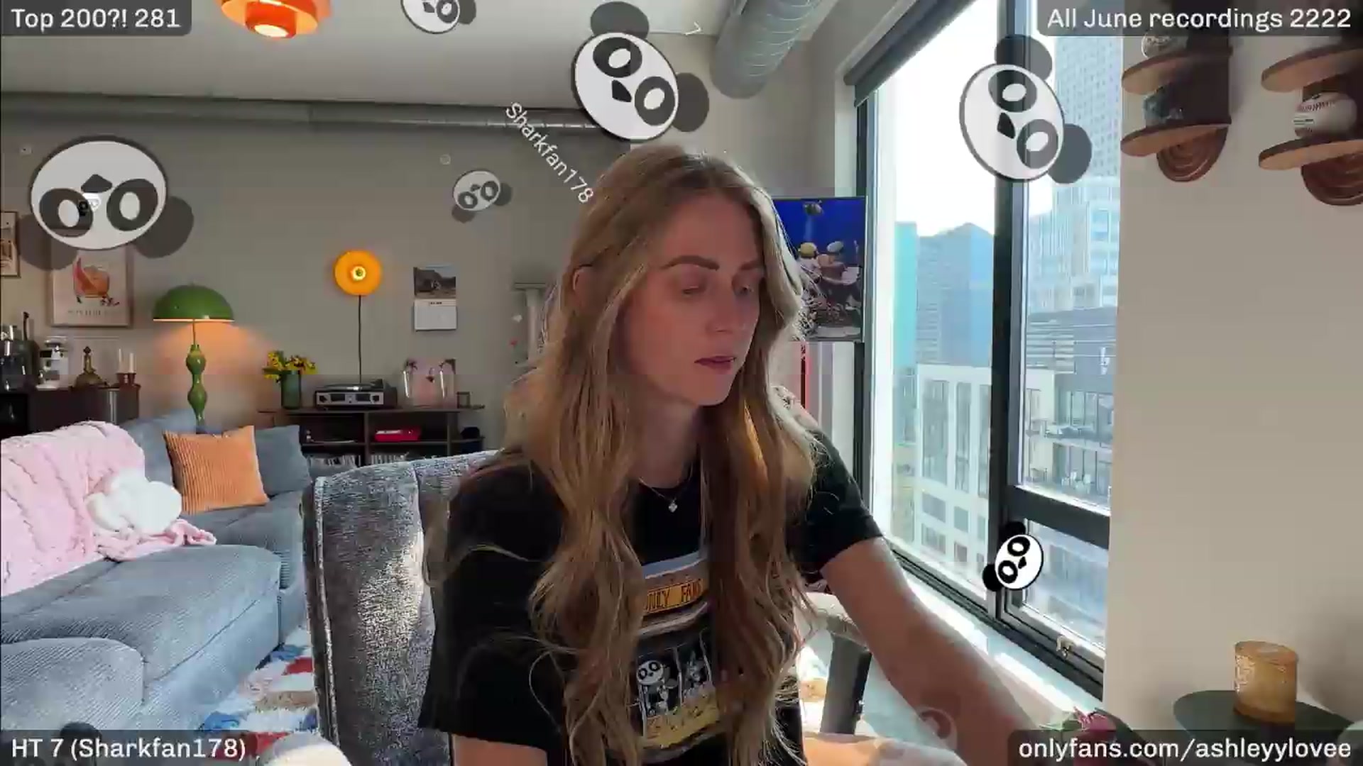 Gallery image thumbnail from AshleyyLovee's myfreecams stream on, 07/30/2026, 24:02 image 1 of 20