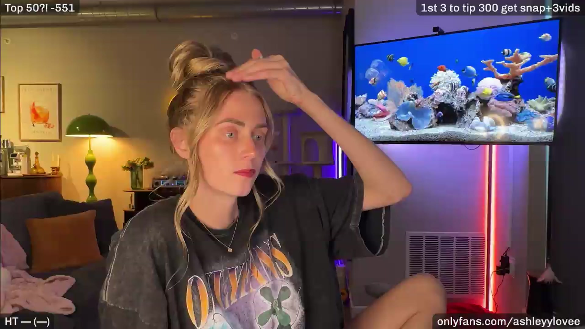 Gallery image thumbnail from AshleyyLovee's myfreecams stream on, 08/03/2026, 23:35 image 3 of 20