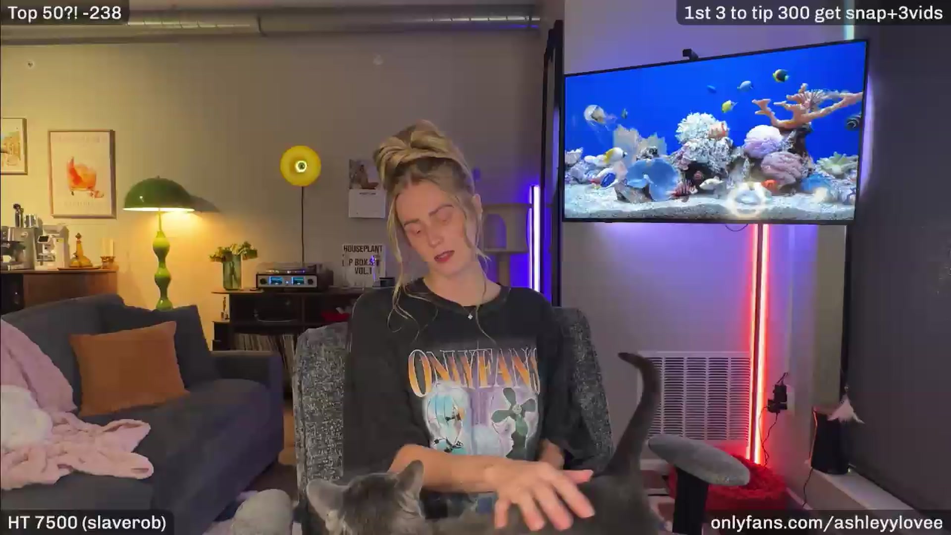 Gallery image thumbnail from AshleyyLovee's myfreecams stream on, 08/04/2026, 24:39 image 4 of 20