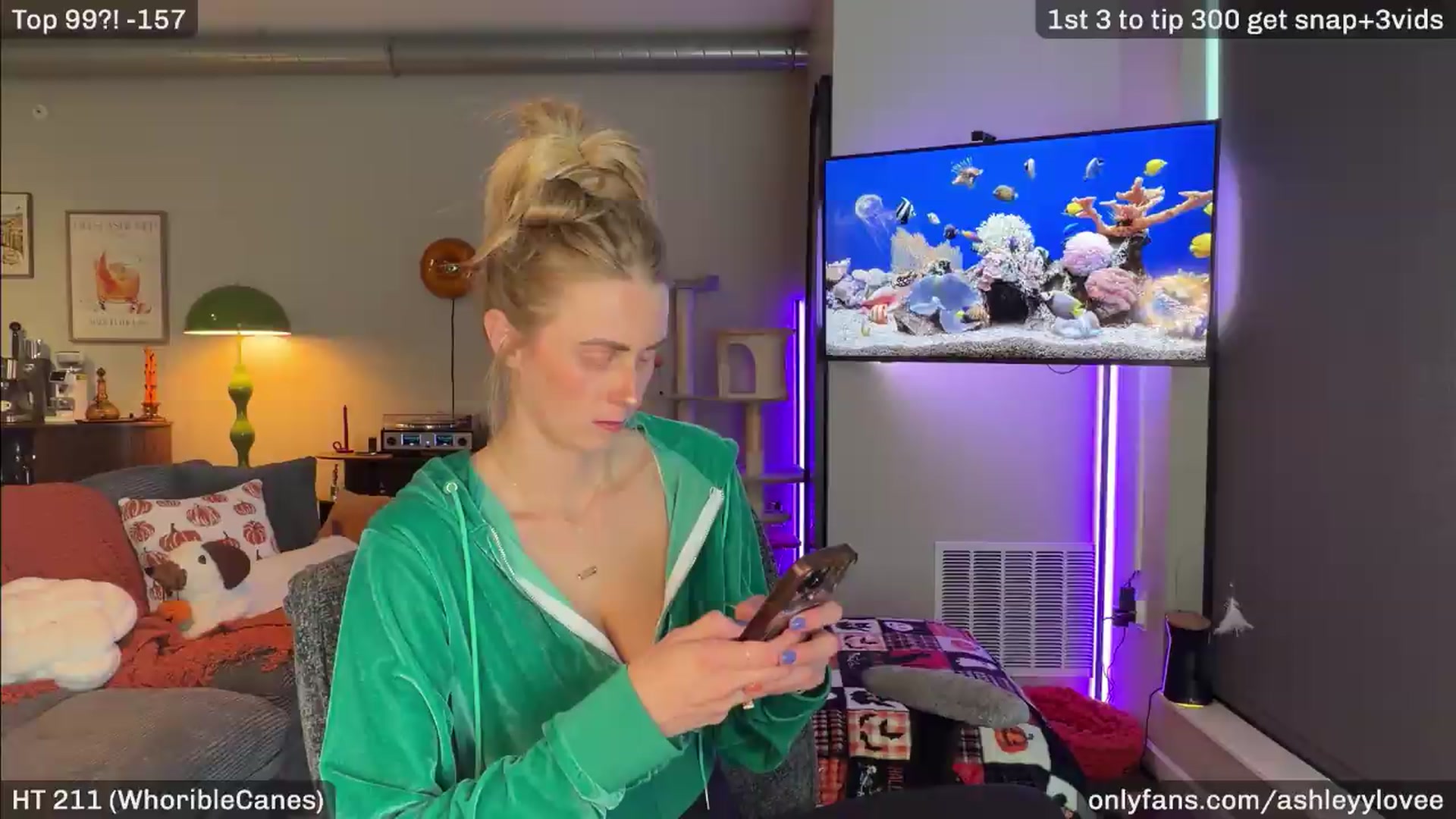 Gallery image thumbnail from AshleyyLovee's myfreecams stream on, 08/11/2026, 23:05 image 10 of 20