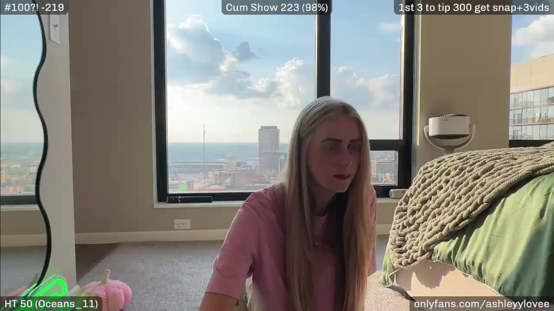 Gallery image thumbnail from AshleyyLovee's myfreecams stream on, 08/25/2026, 01:01 image 2 of 20