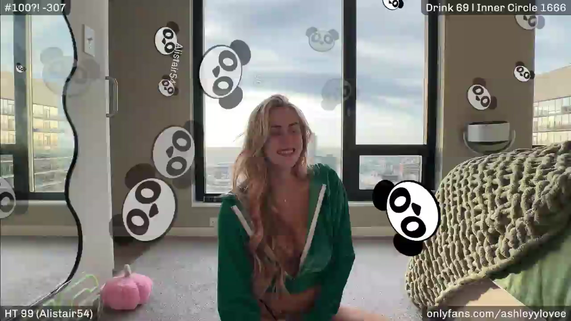 Gallery image thumbnail from AshleyyLovee's myfreecams stream on, 09/12/2026, 24:01 image 10 of 20