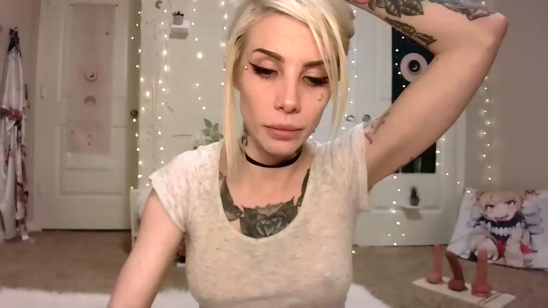 Gallery image thumbnail from Ashlie_Lotus's myfreecams stream on, 02/28/2023, 02:24 image 13 of 20