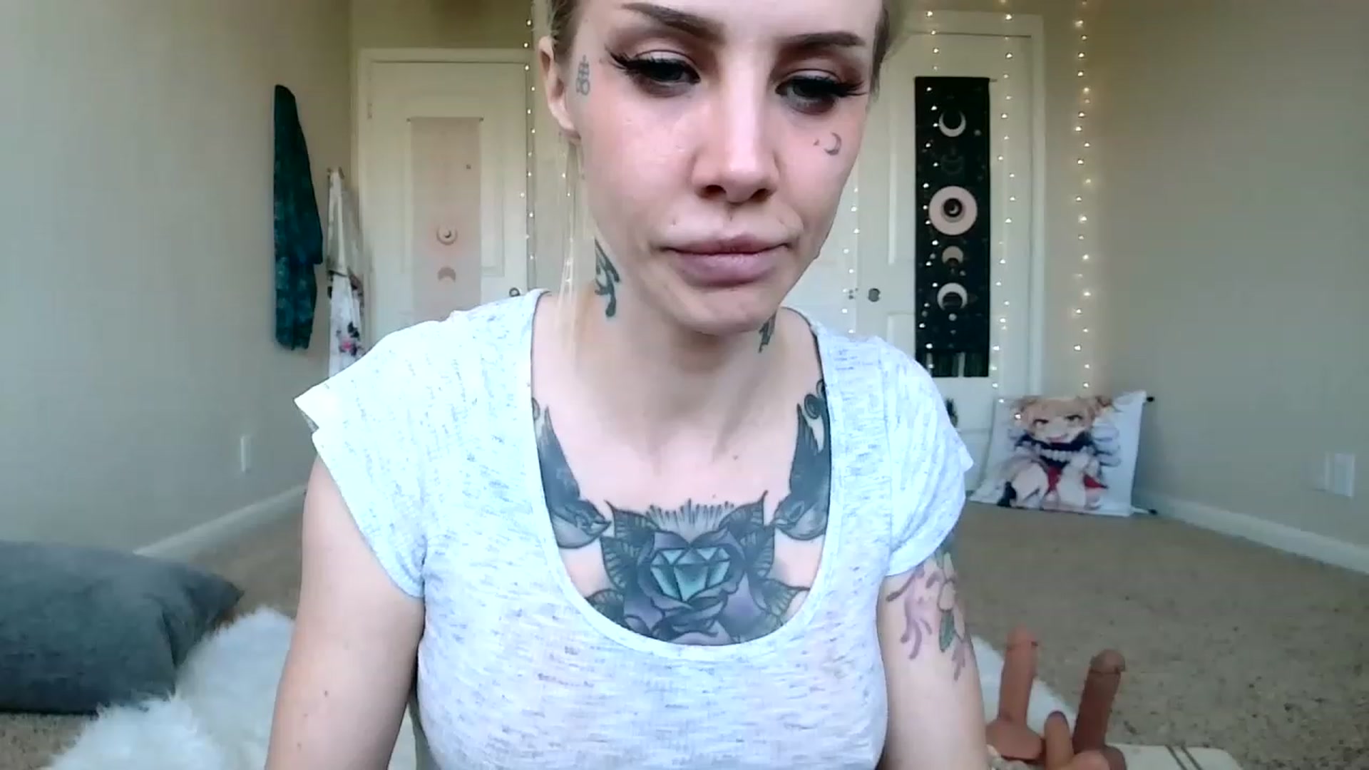 Gallery image thumbnail from Ashlie_Lotus's myfreecams stream on, 04/13/2023, 19:22 image 11 of 20