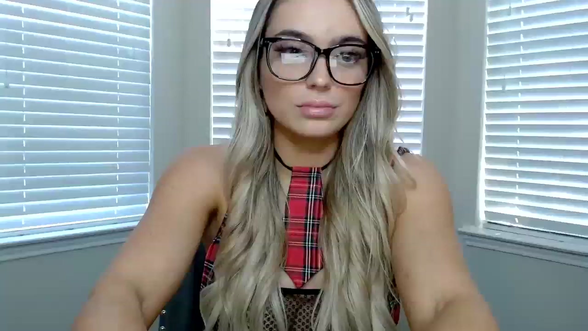 Gallery image thumbnail from AshlyAnderson's myfreecams stream on, 08/07/2023, 23:28 image 1 of 20