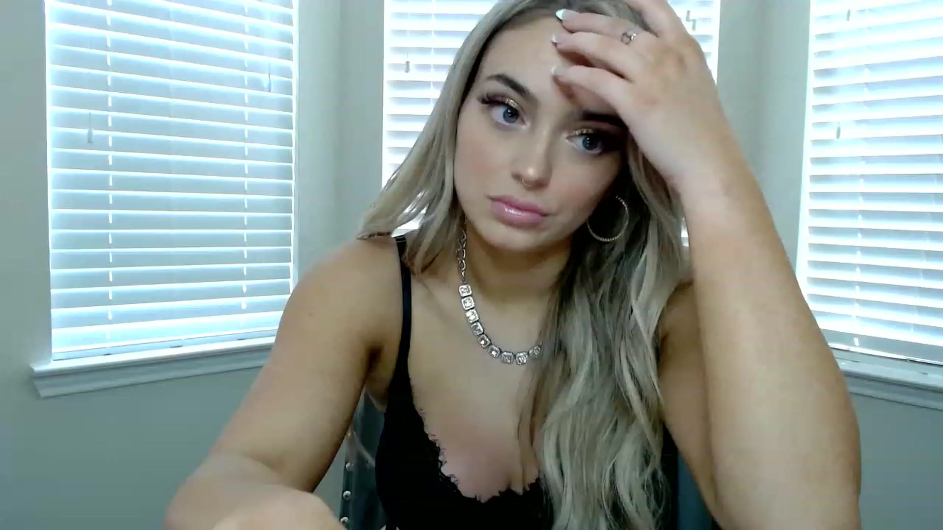 Gallery image thumbnail from AshlyAnderson's myfreecams stream on, 08/11/2023, 20:53 image 2 of 20