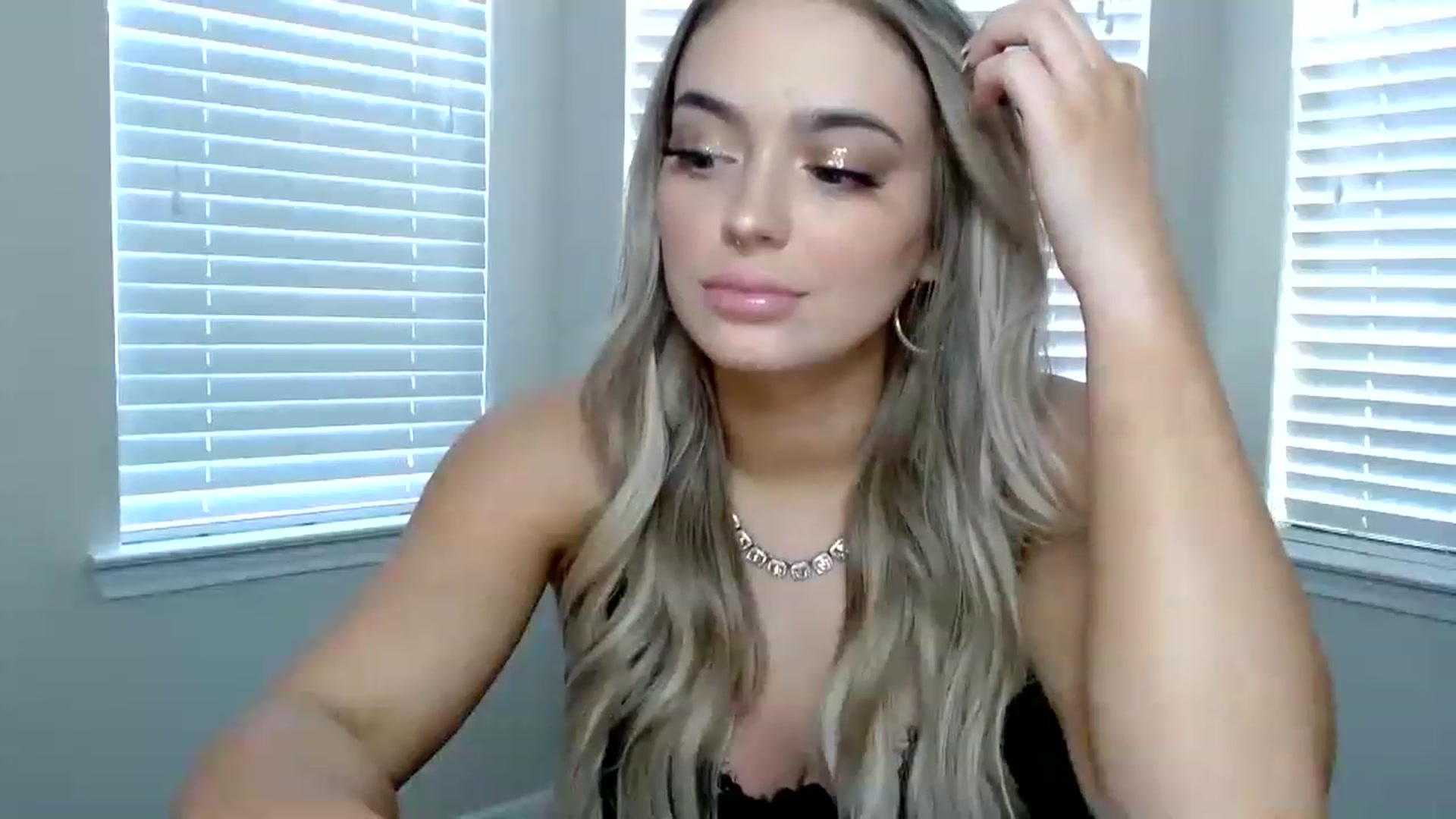Gallery image thumbnail from AshlyAnderson's myfreecams stream on, 08/11/2023, 22:26 image 15 of 20