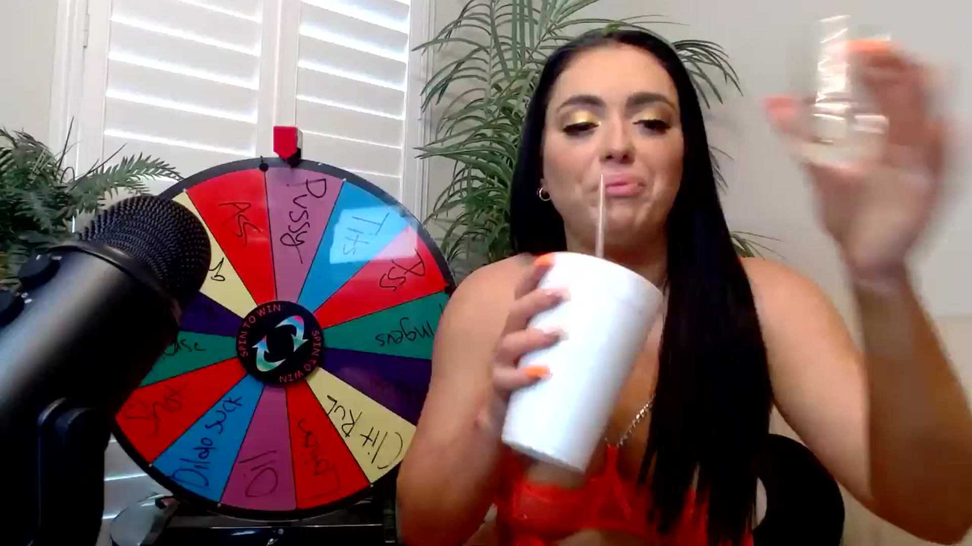 Gallery image thumbnail from AshlyAnderson's myfreecams stream on, 07/06/2024, 24:26 image 4 of 20