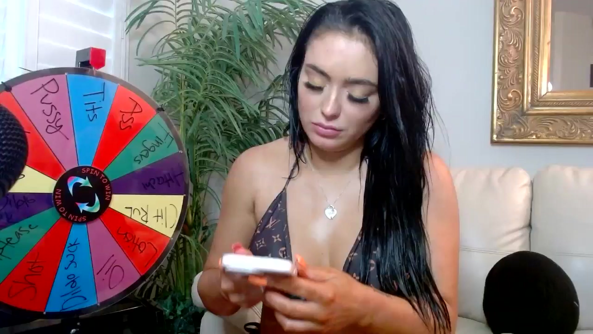 Gallery image thumbnail from AshlyAnderson's myfreecams stream on, 07/07/2024, 23:26 image 12 of 20