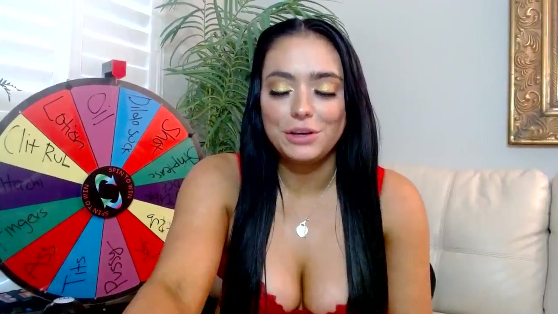 Gallery image thumbnail from AshlyAnderson's myfreecams stream on, 07/14/2024, 24:00 image 15 of 20