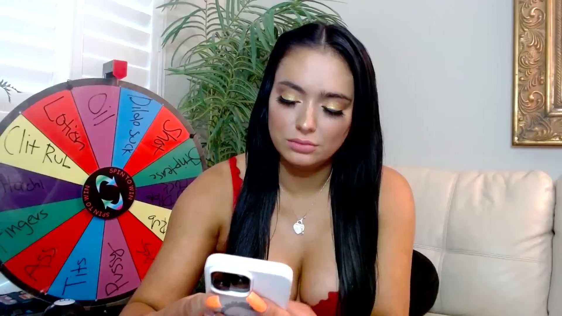 Gallery image thumbnail from AshlyAnderson's myfreecams stream on, 07/14/2024, 24:00 image 16 of 20
