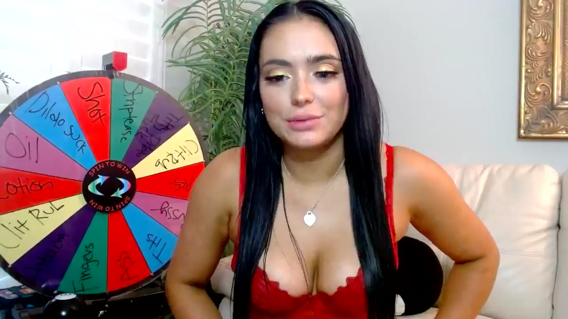 Gallery image thumbnail from AshlyAnderson's myfreecams stream on, 07/14/2024, 24:27 image 5 of 20