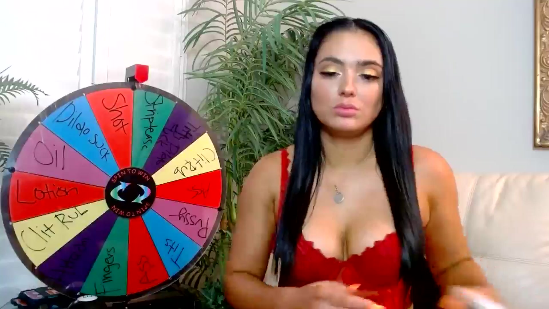 Gallery image thumbnail from AshlyAnderson's myfreecams stream on, 07/14/2024, 01:48 image 12 of 20