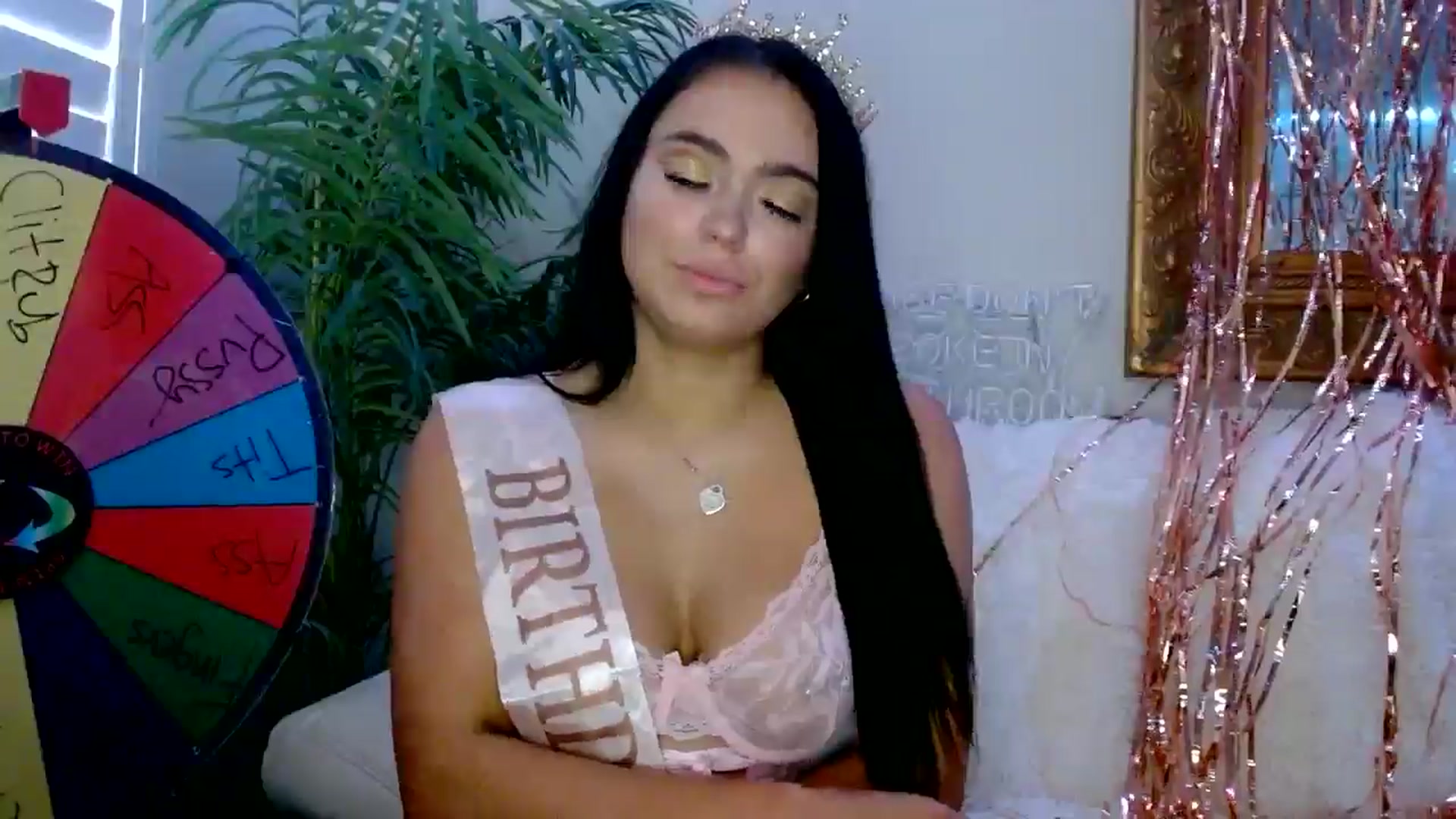 Gallery image thumbnail from AshlyAnderson's myfreecams stream on, 07/18/2024, 22:55 image 12 of 20