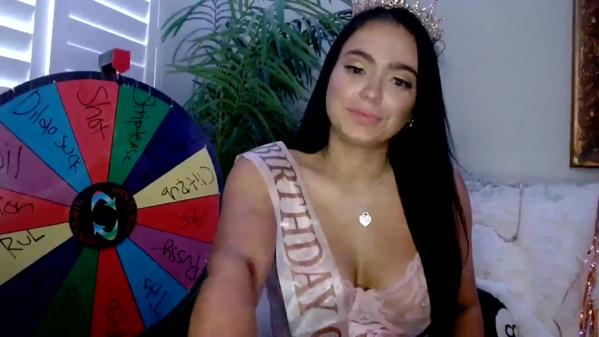 Gallery image thumbnail from AshlyAnderson's myfreecams stream on, 07/19/2024, 24:39 image 5 of 20