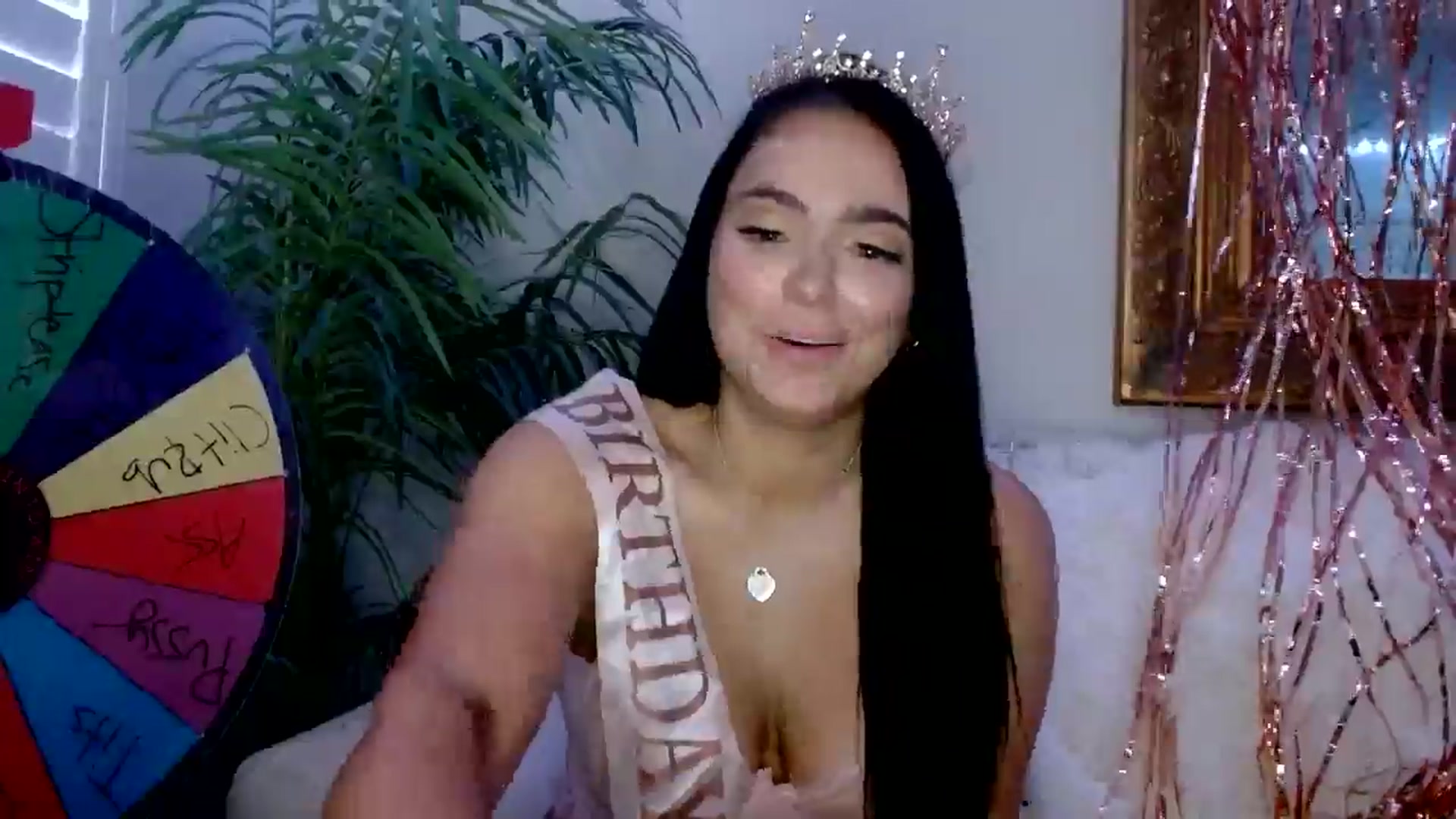 Gallery image thumbnail from AshlyAnderson's myfreecams stream on, 07/19/2024, 24:39 image 19 of 20
