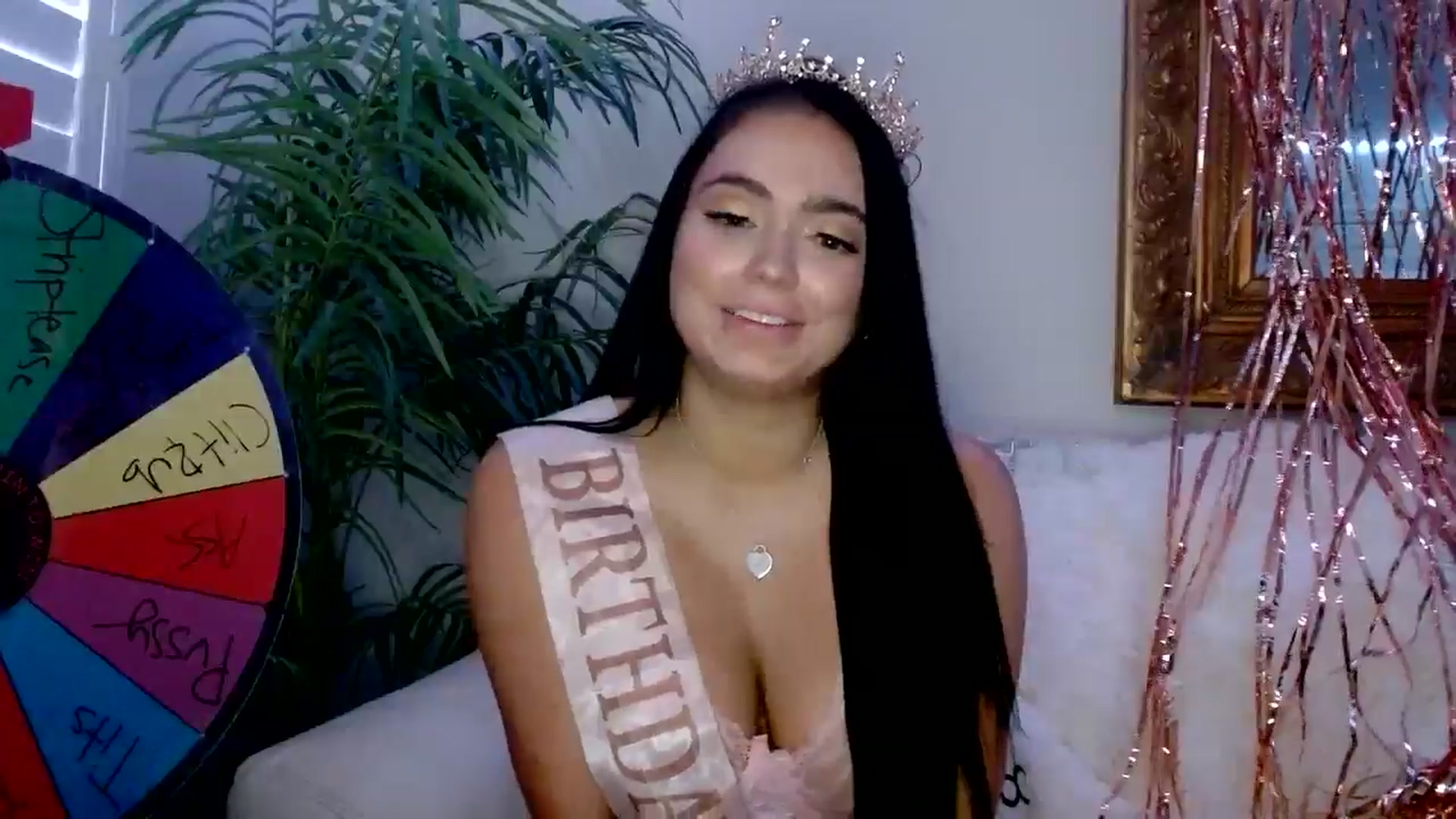Gallery image thumbnail from AshlyAnderson's myfreecams stream on, 07/19/2024, 24:39 image 14 of 20
