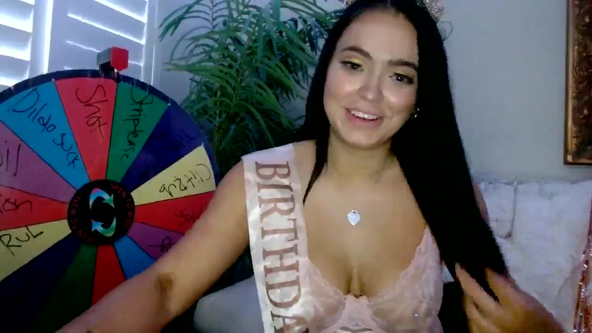 Gallery image thumbnail from AshlyAnderson's myfreecams stream on, 07/19/2024, 24:39 image 2 of 20