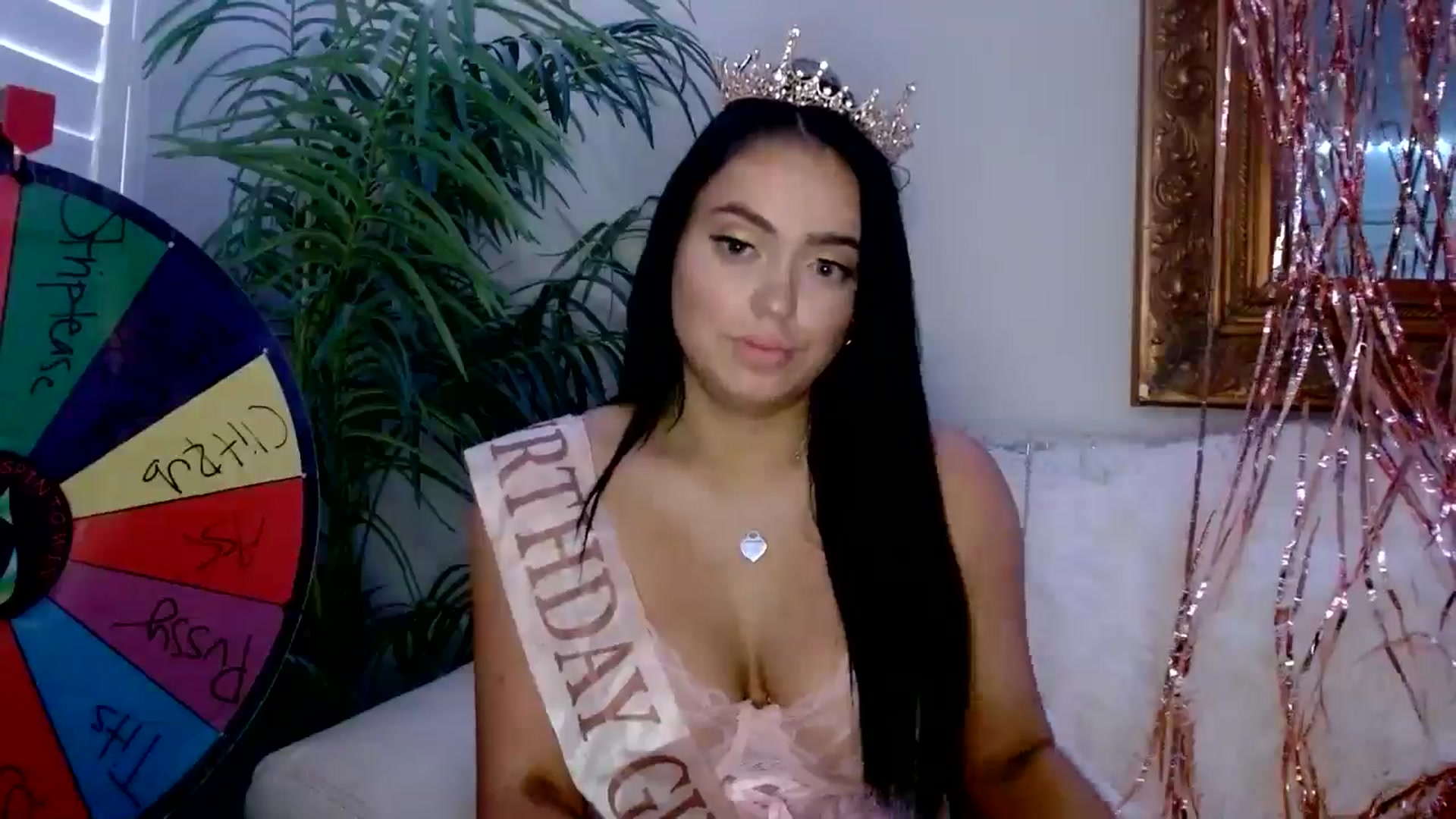 Gallery image thumbnail from AshlyAnderson's myfreecams stream on, 07/19/2024, 24:39 image 10 of 20