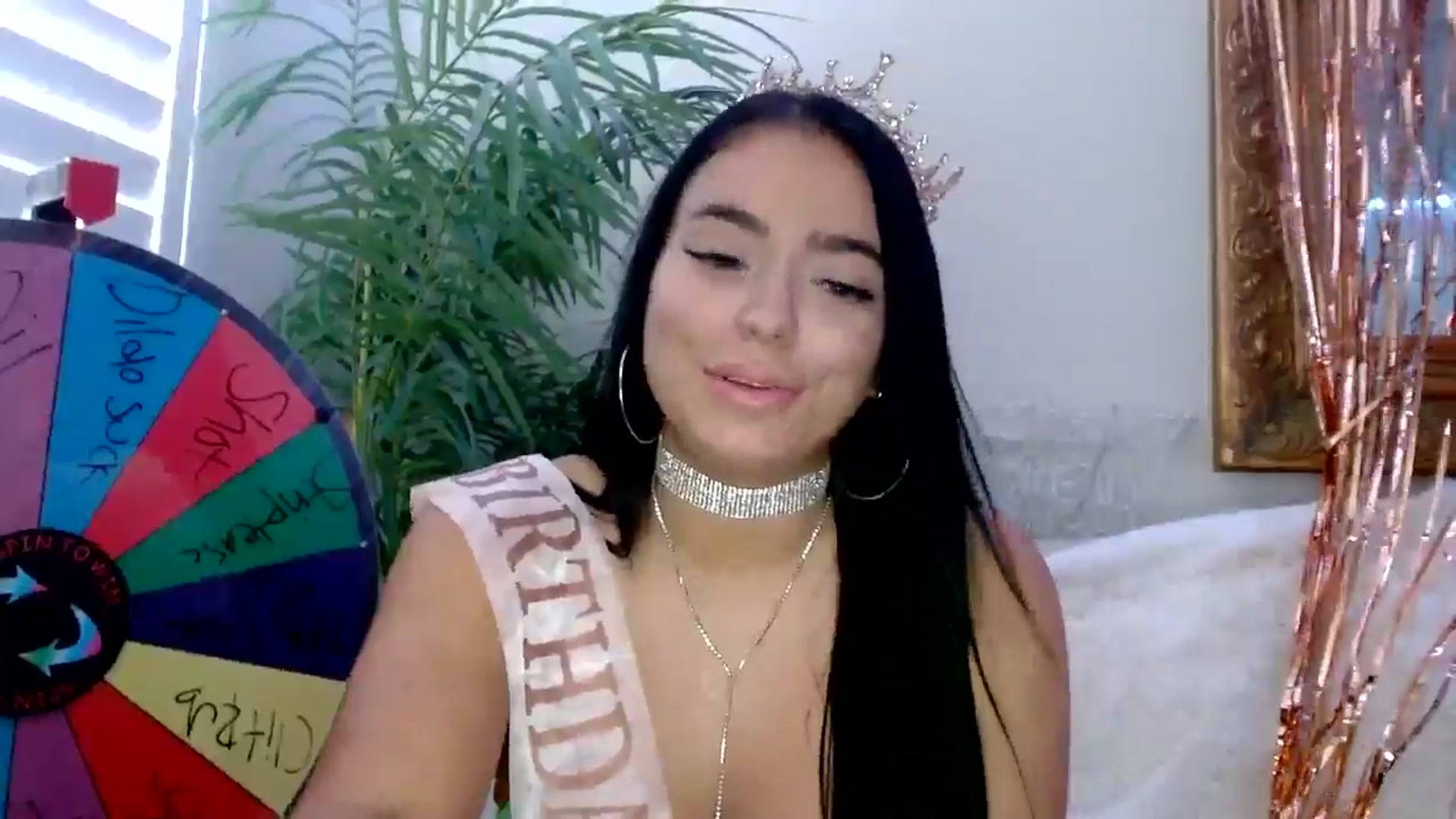Gallery image thumbnail from AshlyAnderson's myfreecams stream on, 07/19/2024, 20:41 image 14 of 20