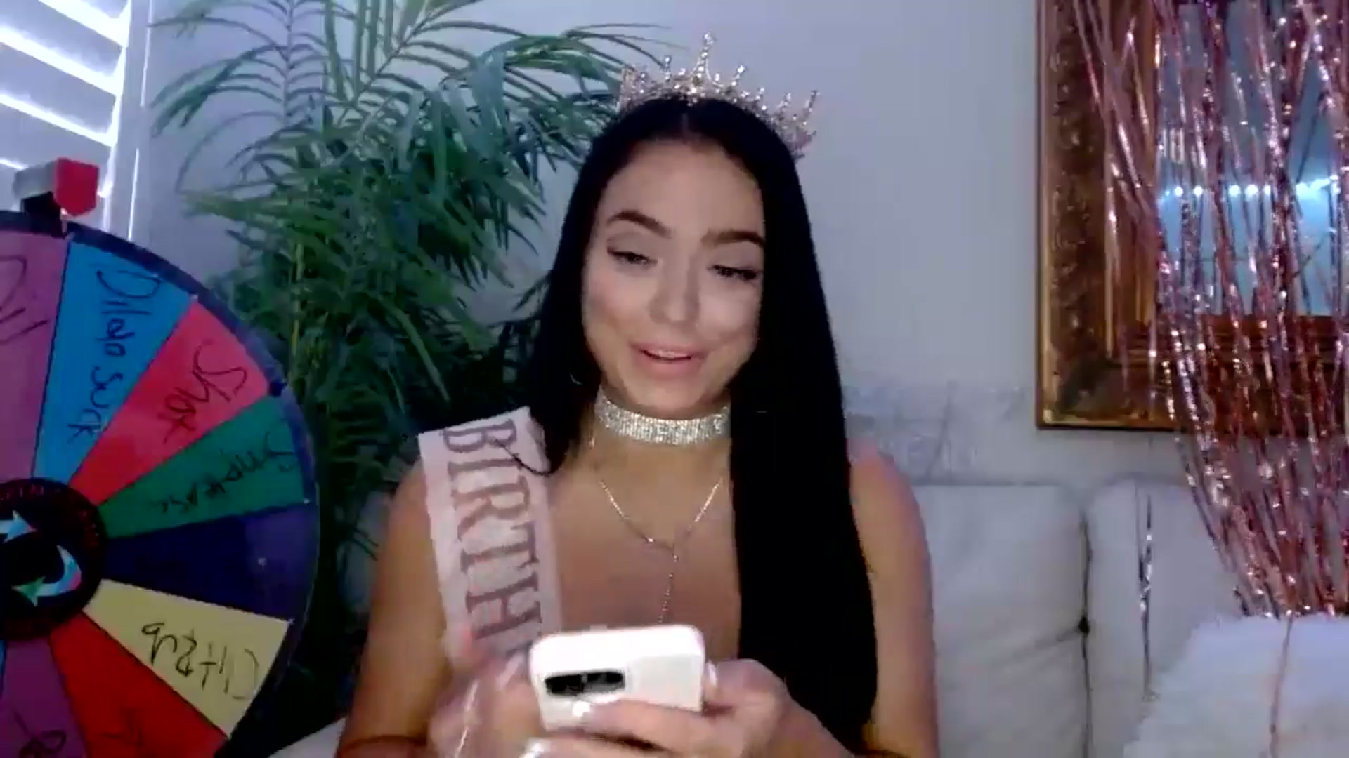 Gallery image thumbnail from AshlyAnderson's myfreecams stream on, 07/20/2024, 24:18 image 3 of 20