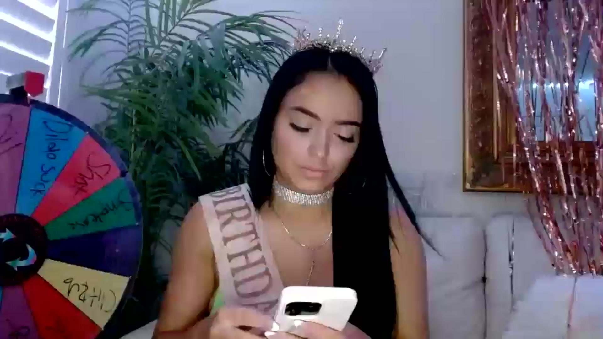 Gallery image thumbnail from AshlyAnderson's myfreecams stream on, 07/20/2024, 24:18 image 2 of 20