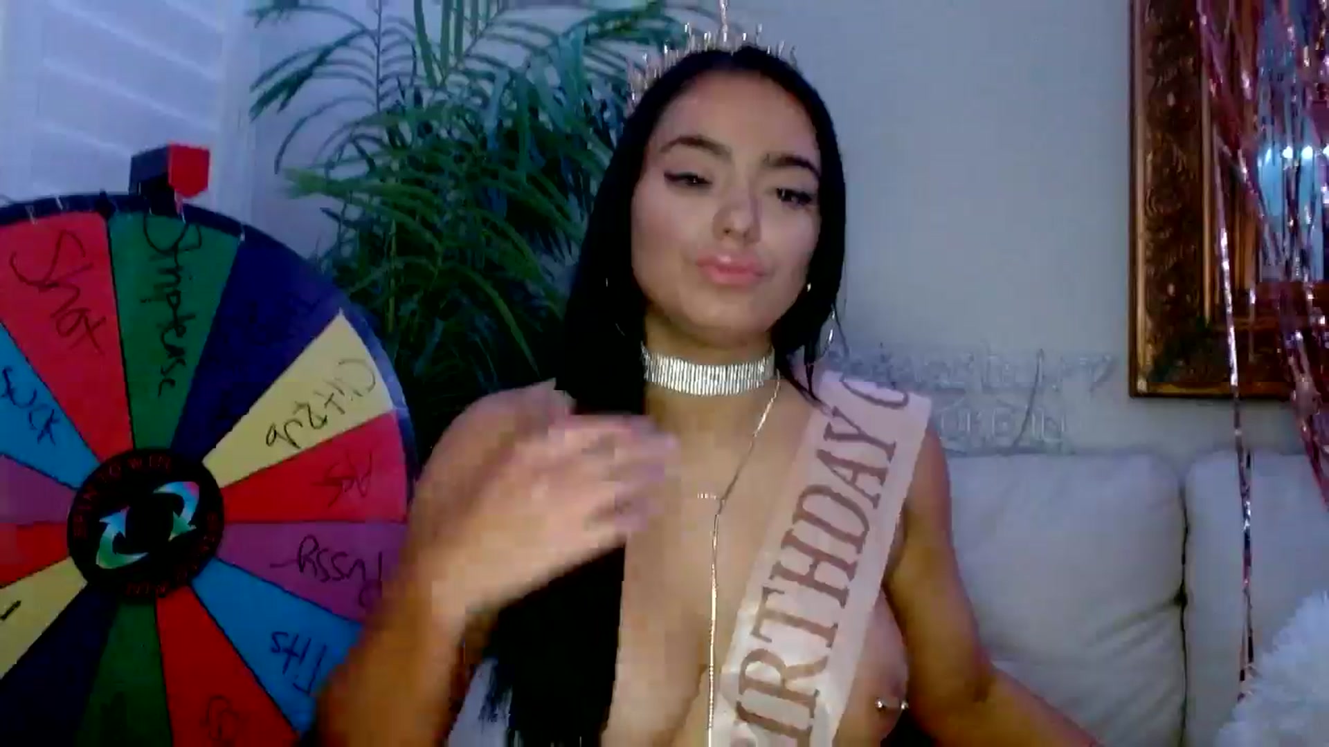 Gallery image thumbnail from AshlyAnderson's myfreecams stream on, 07/20/2024, 01:47 image 5 of 20