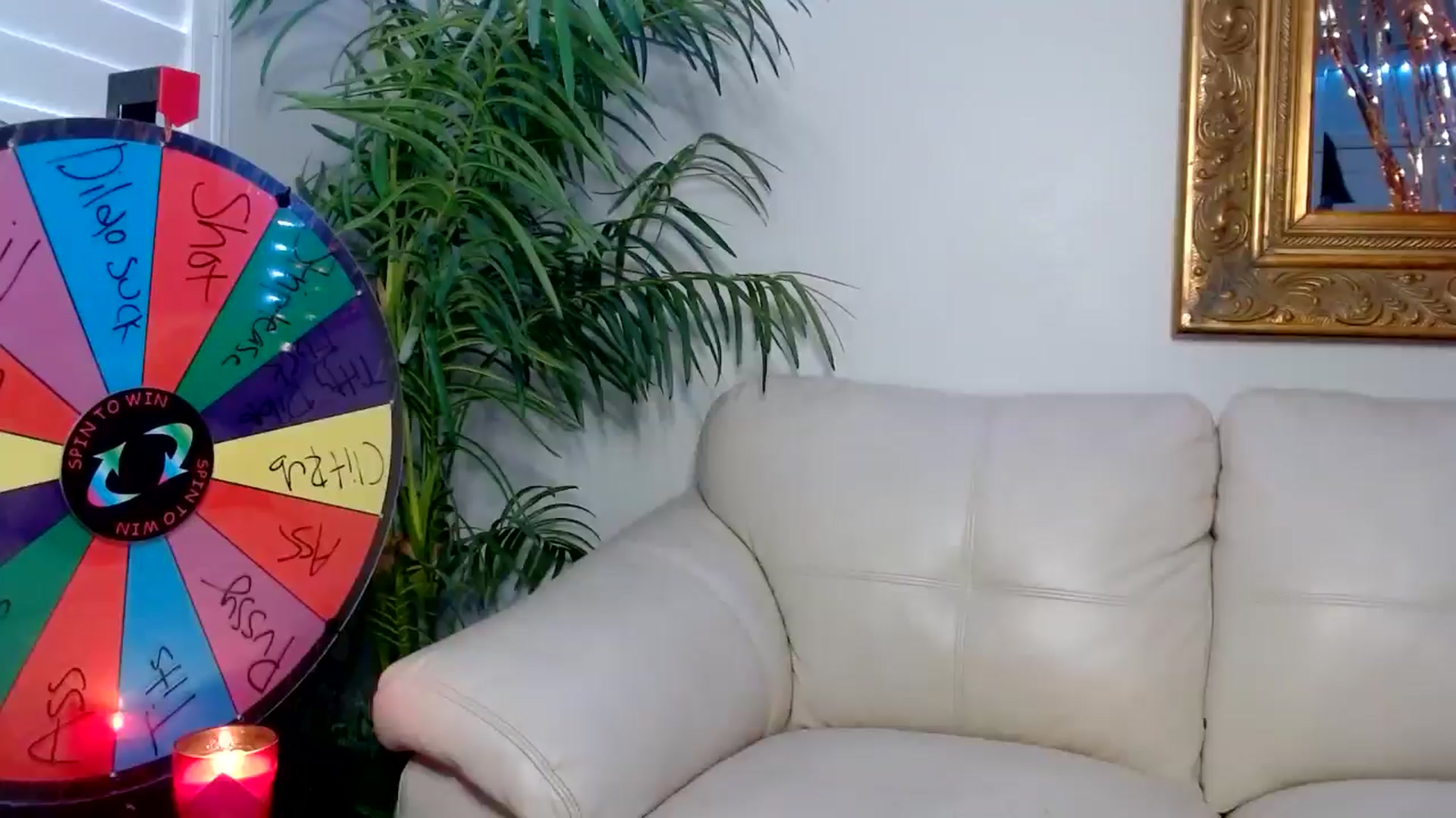 Gallery image thumbnail from AshlyAnderson's myfreecams stream on, 07/25/2024, 23:23 image 14 of 20