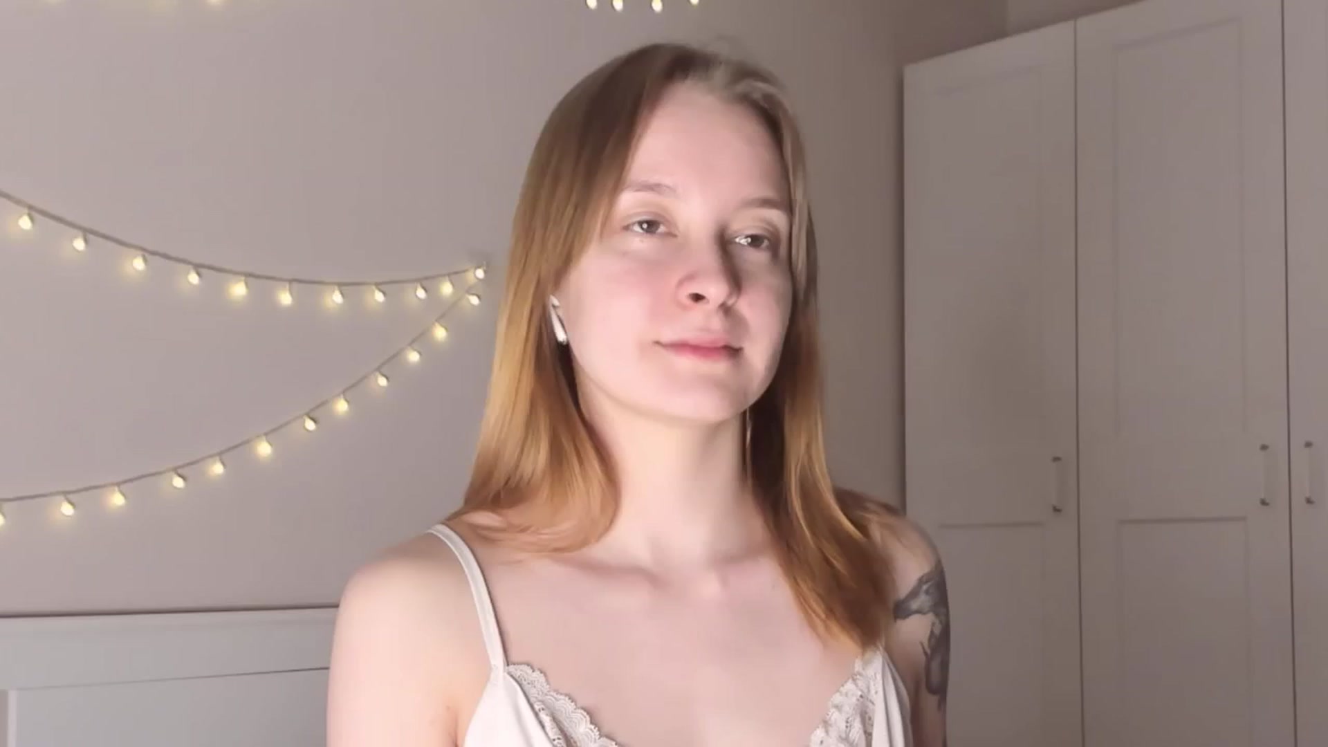 Gallery image thumbnail from AshlyPetite's myfreecams stream on, 01/16/2026, 19:07 image 1 of 20
