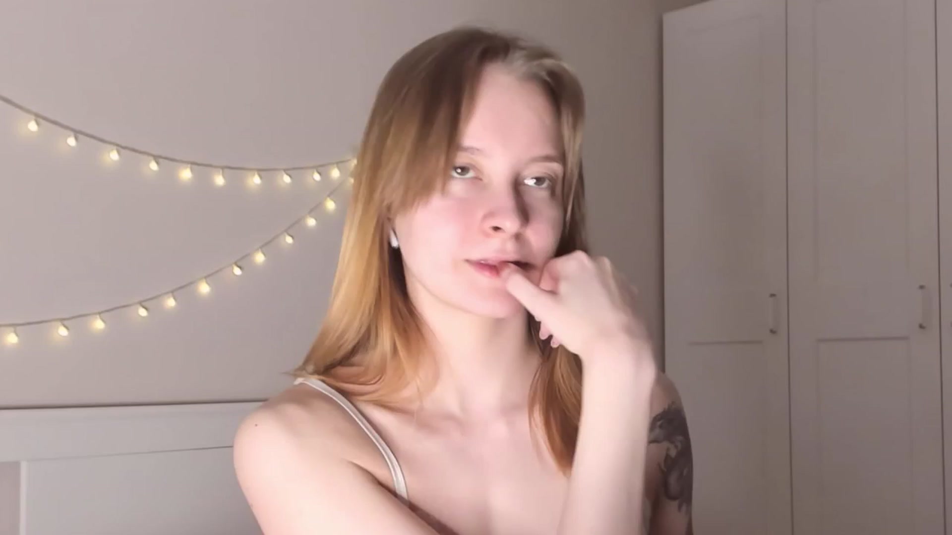 Gallery image thumbnail from AshlyPetite's myfreecams stream on, 01/16/2026, 19:07 image 3 of 20