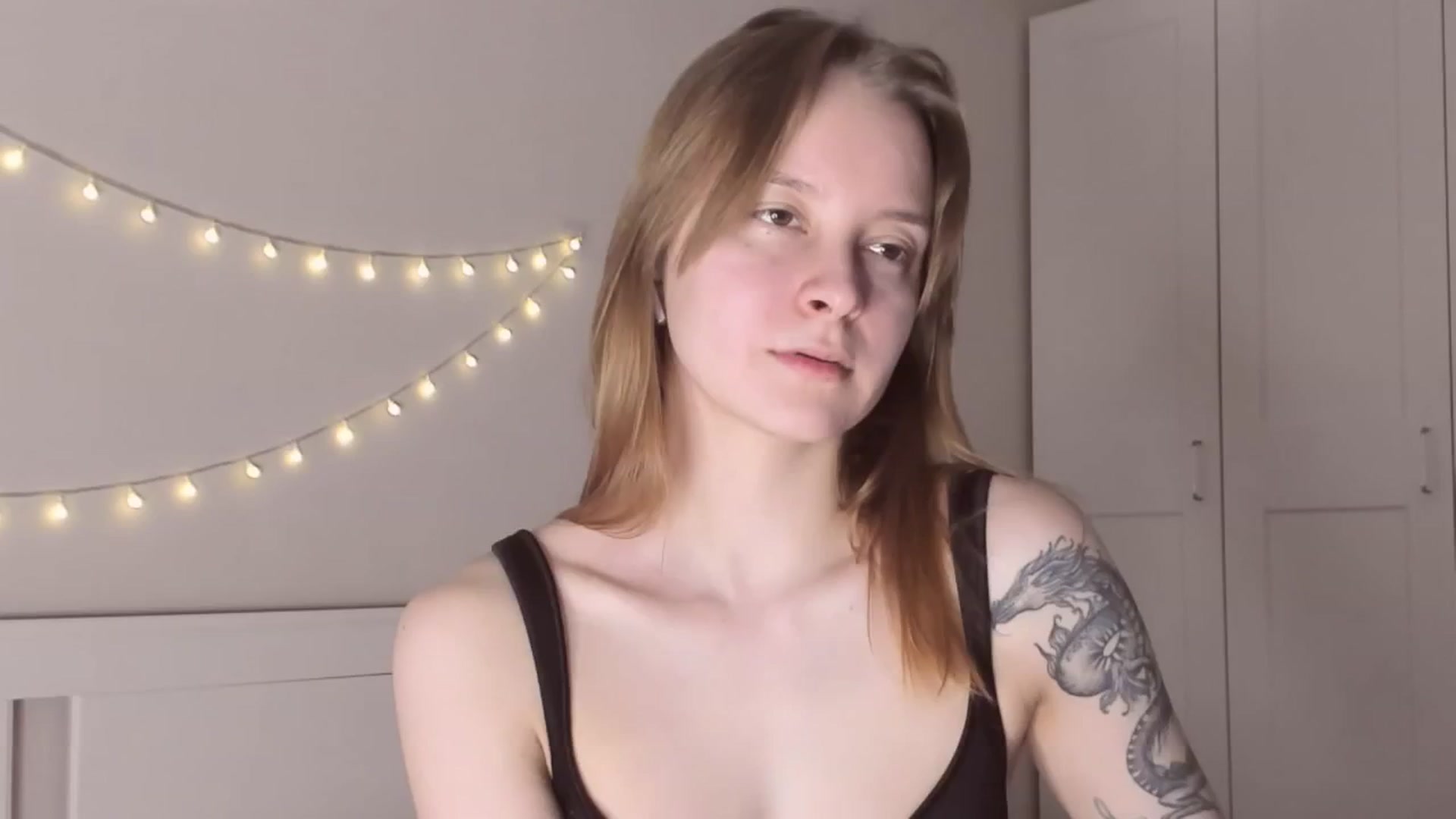 Gallery image thumbnail from AshlyPetite's myfreecams stream on, 01/18/2026, 19:19 image 3 of 20