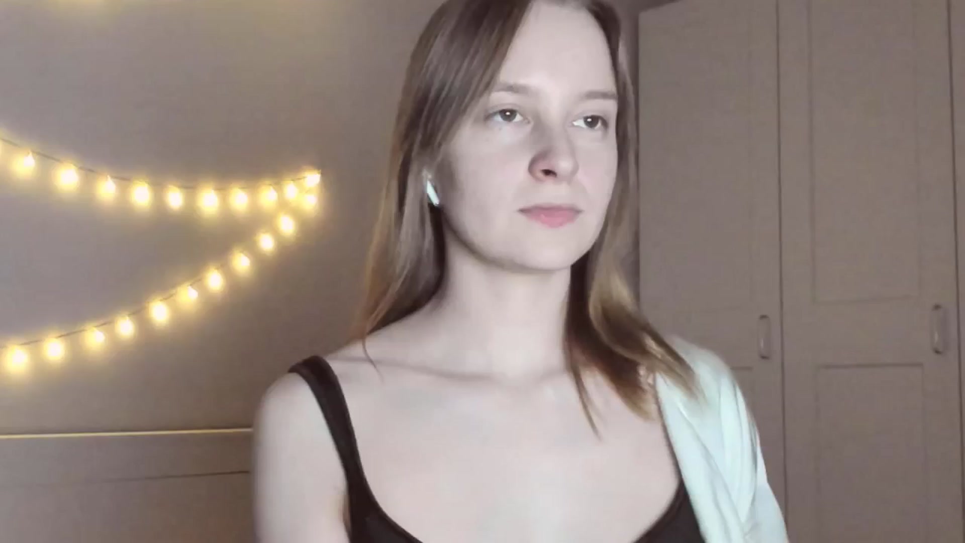 Gallery image thumbnail from AshlyPetite's myfreecams stream on, 01/26/2026, 19:37 image 4 of 20